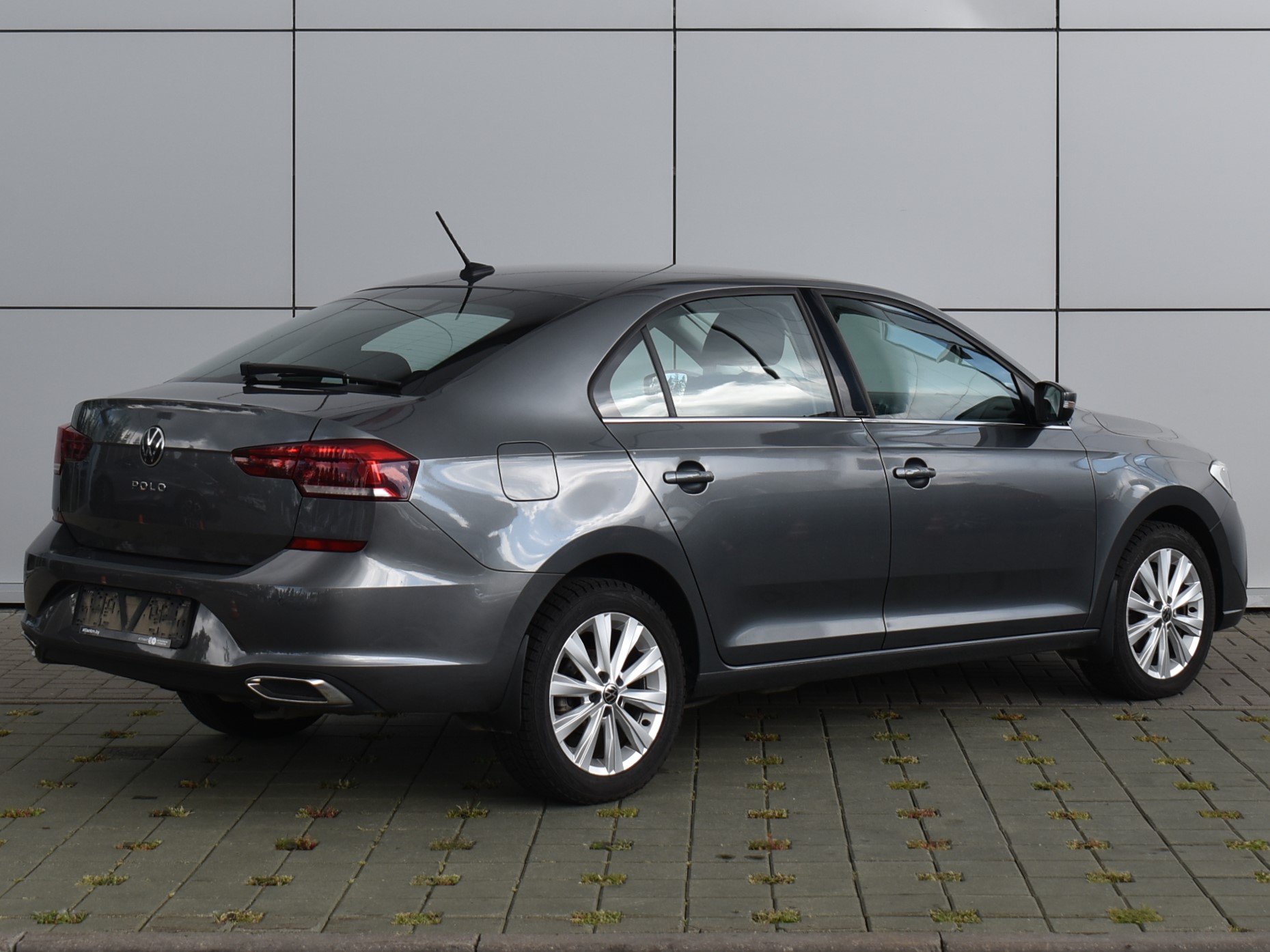  Polo Sedan
