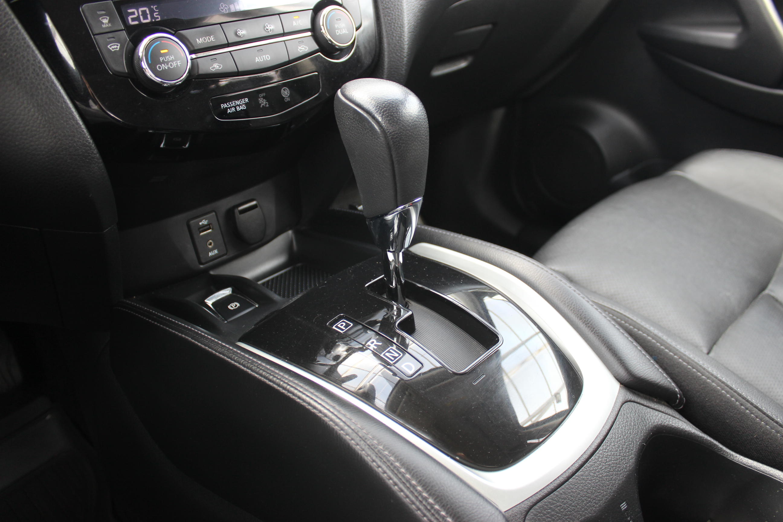  X-TRAIL