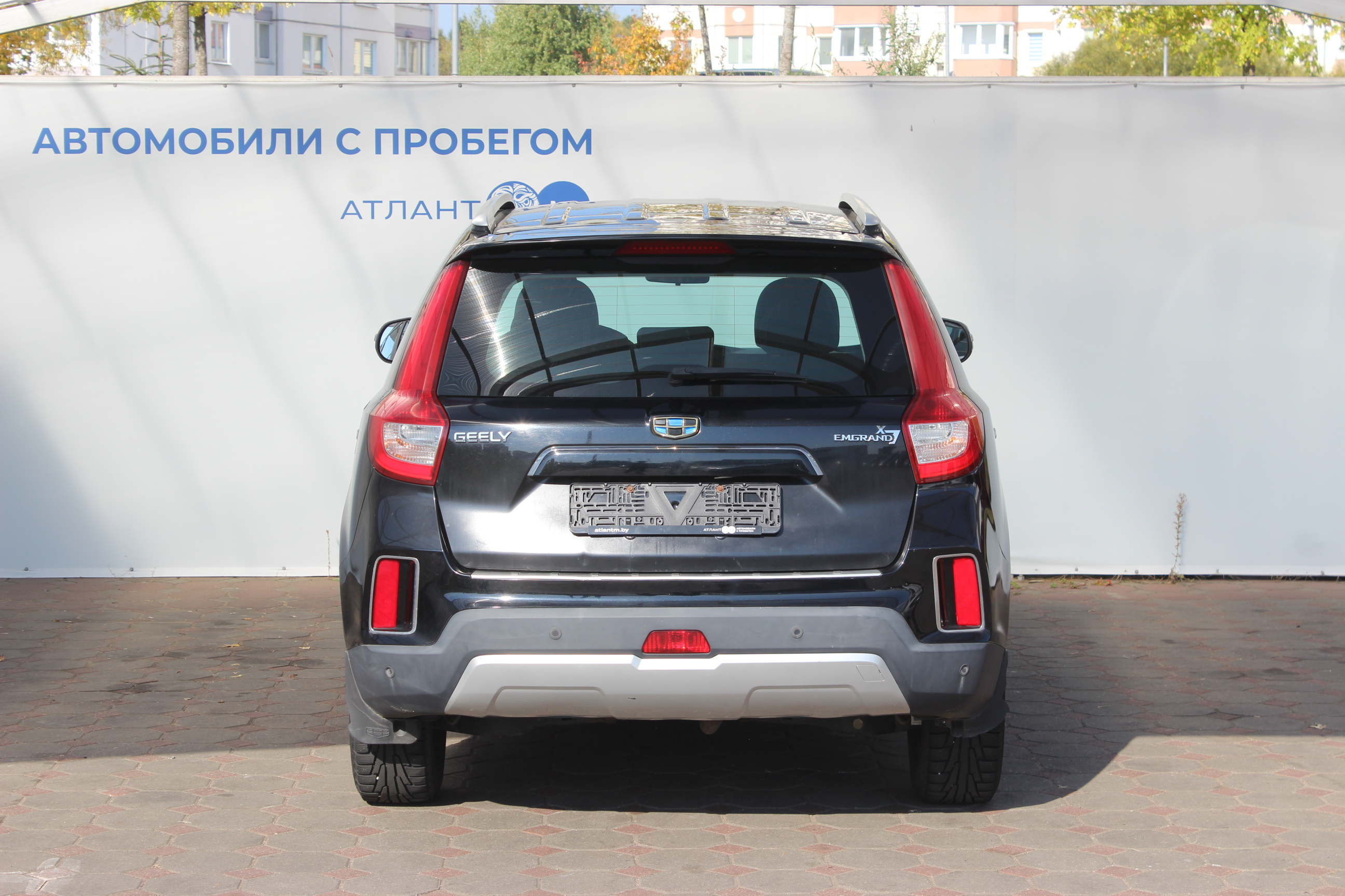  EMGRAND X7