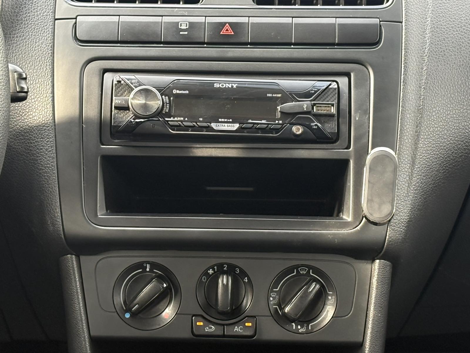  Polo Sedan
