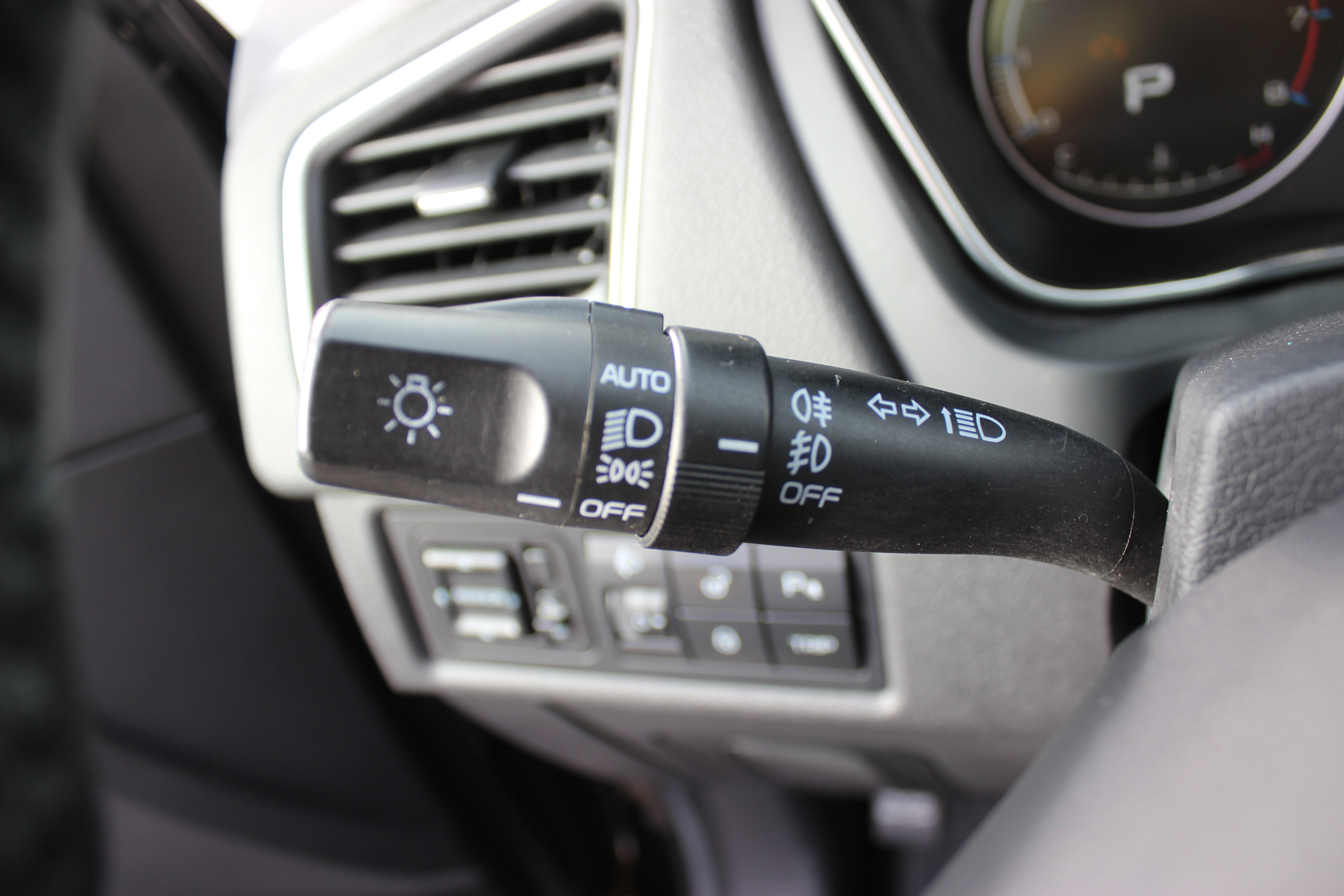 EMGRAND X7
