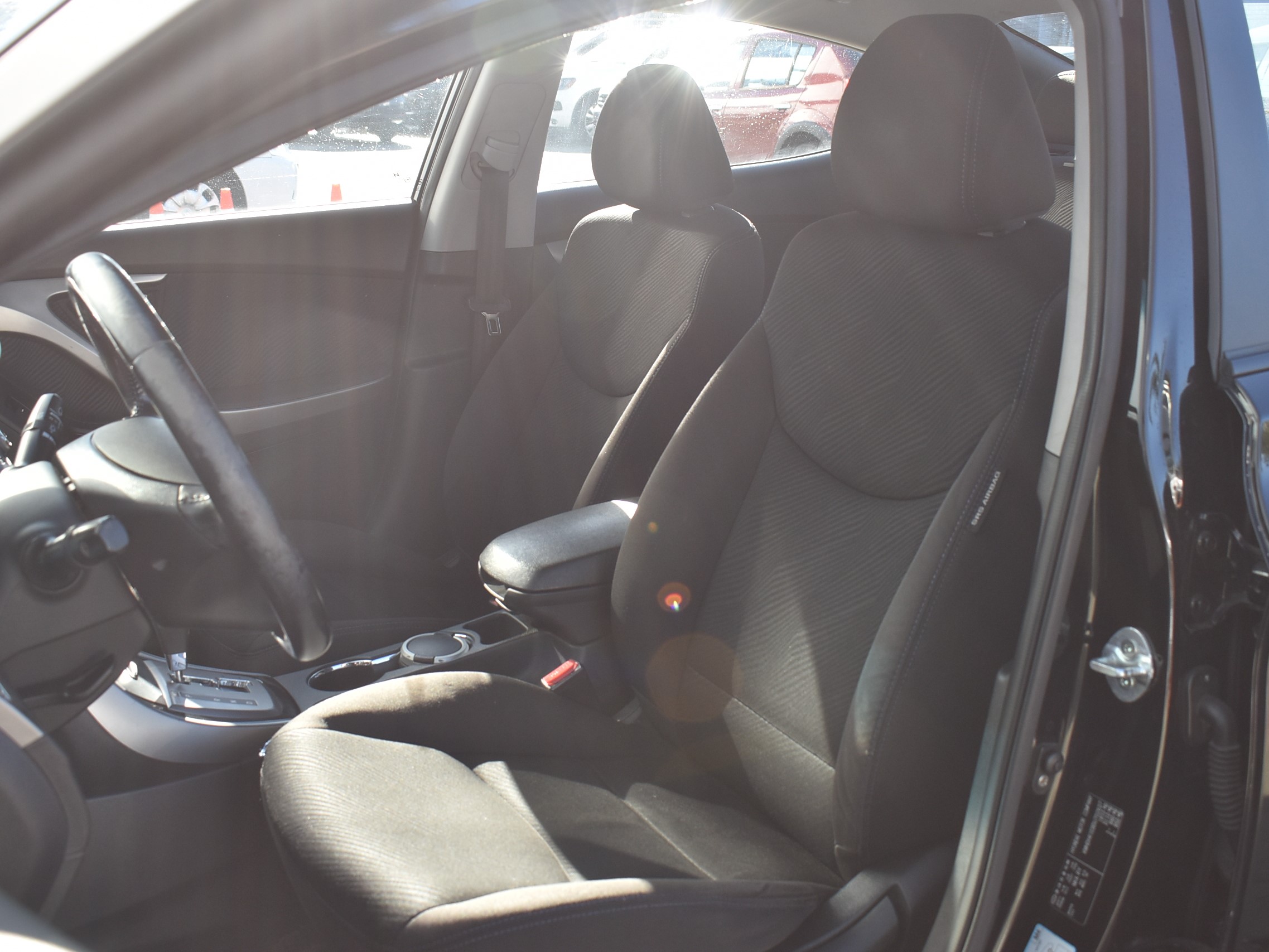  ELANTRA
