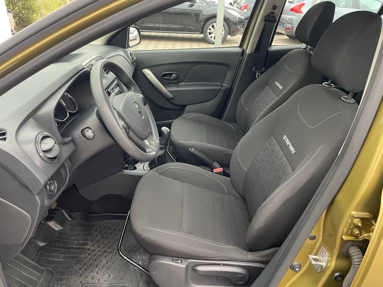  Sandero Stepway