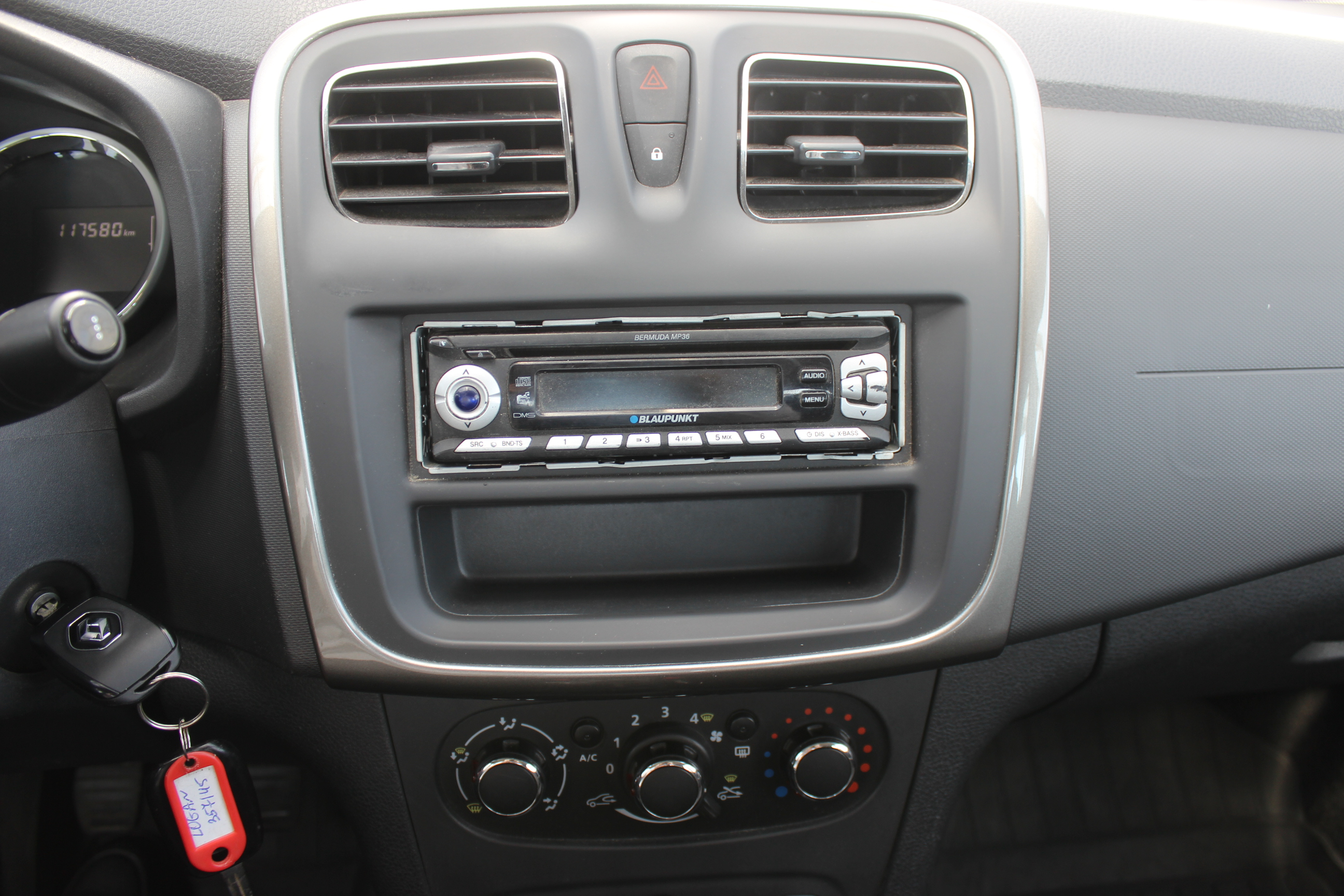  LOGAN