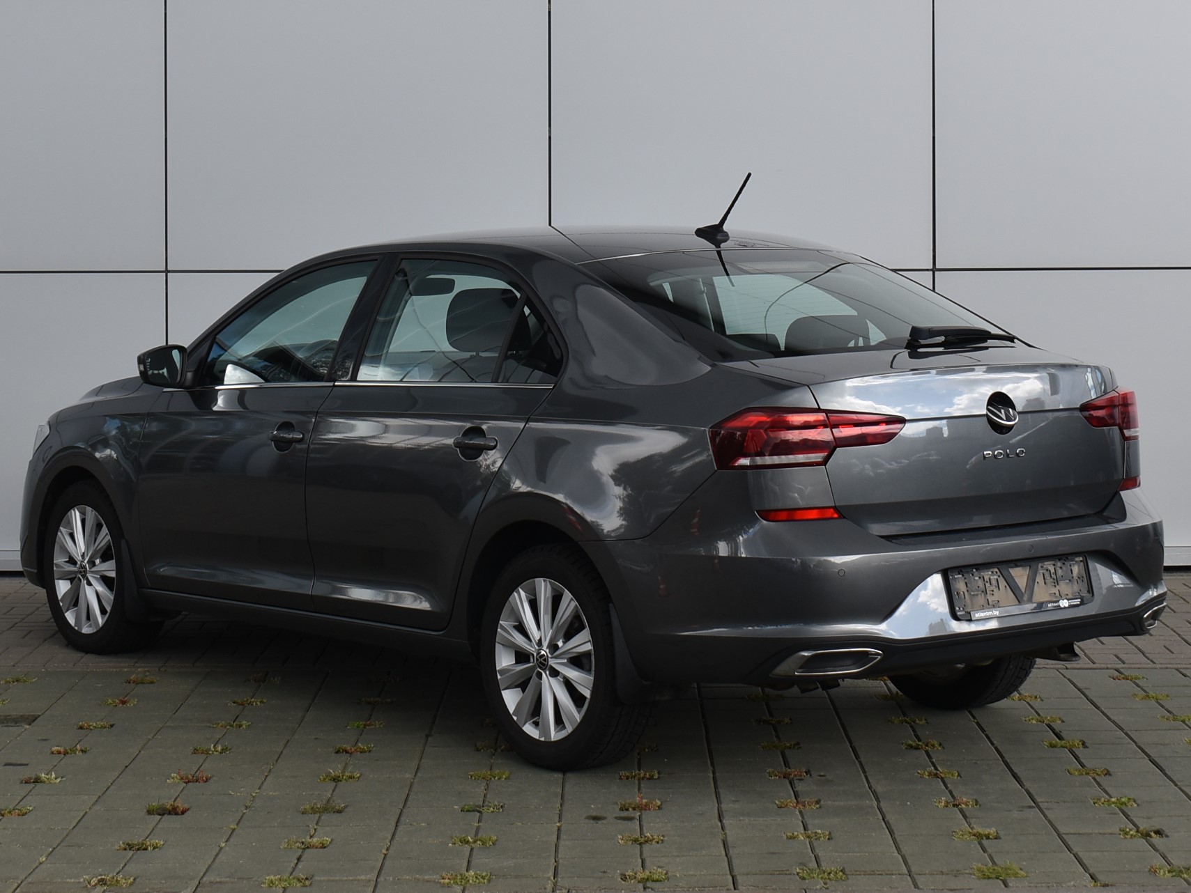  Polo Sedan