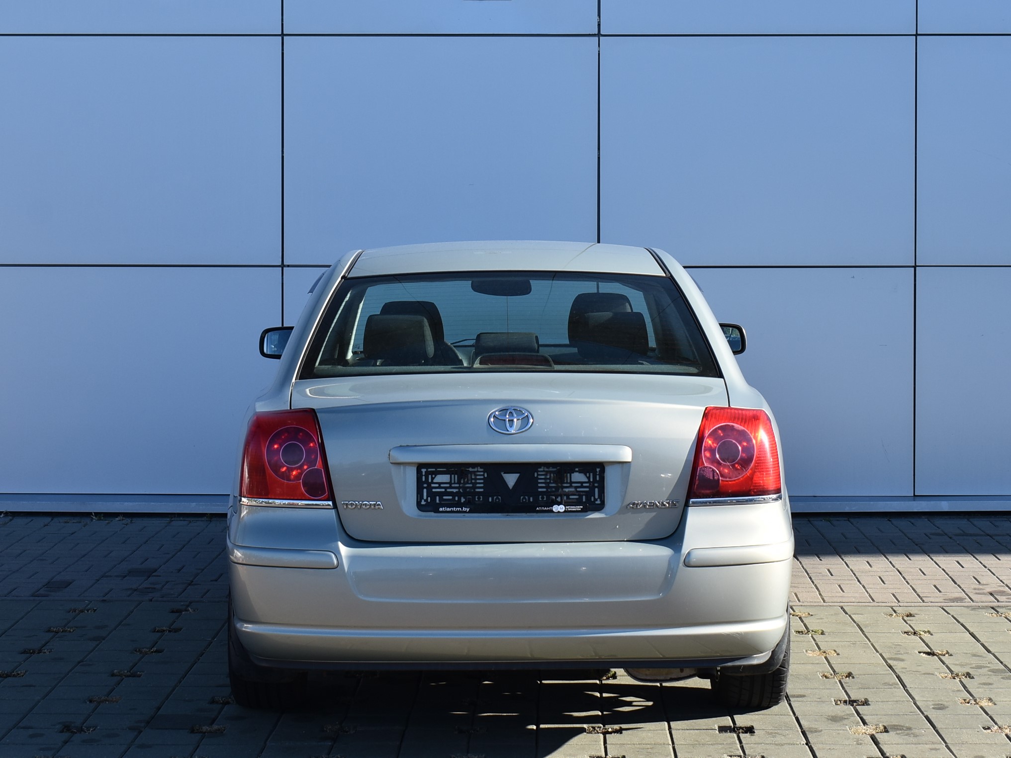  AVENSIS