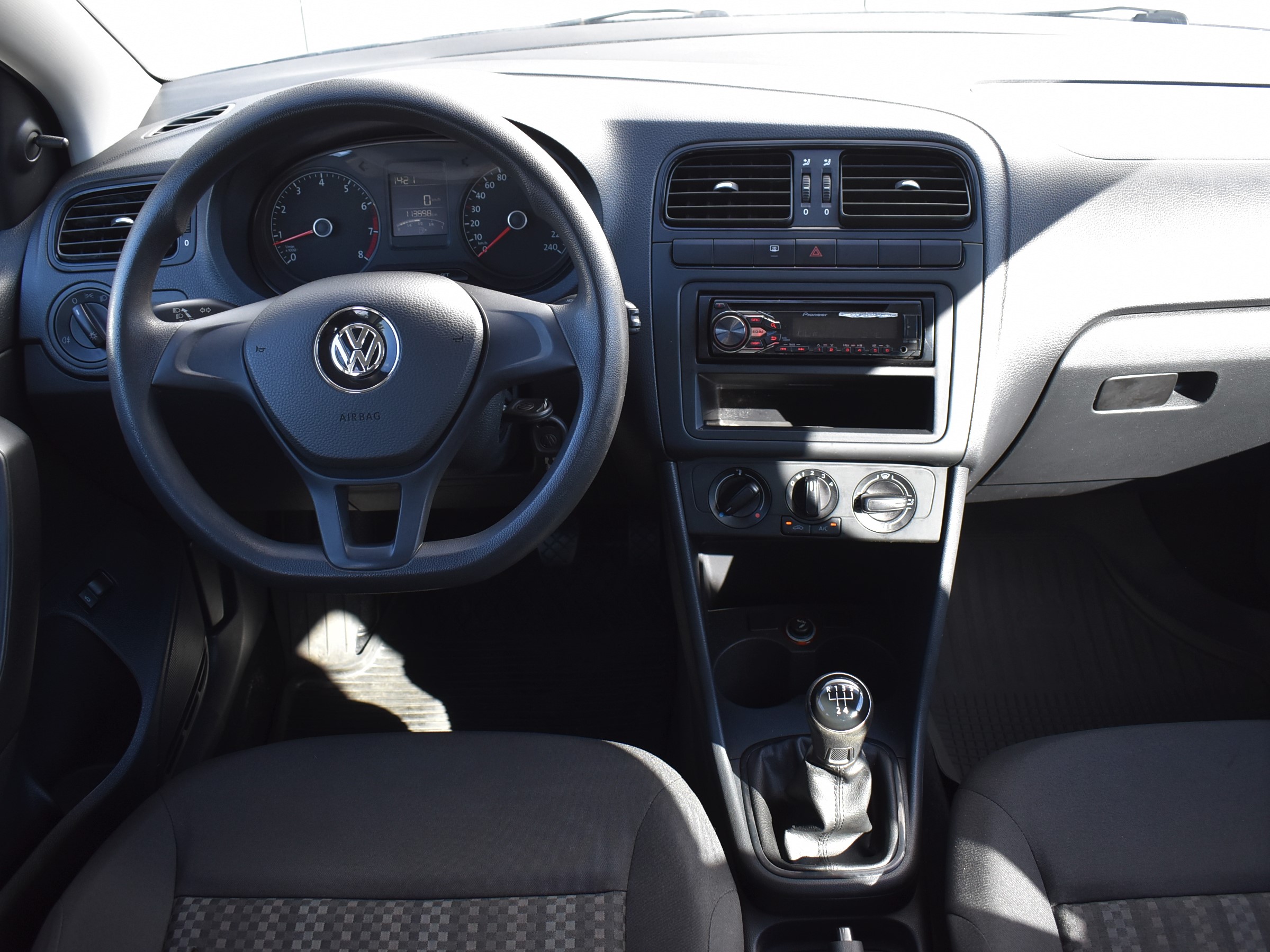  Polo Sedan