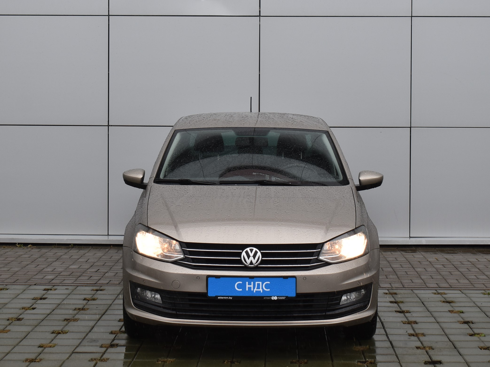  Polo Sedan