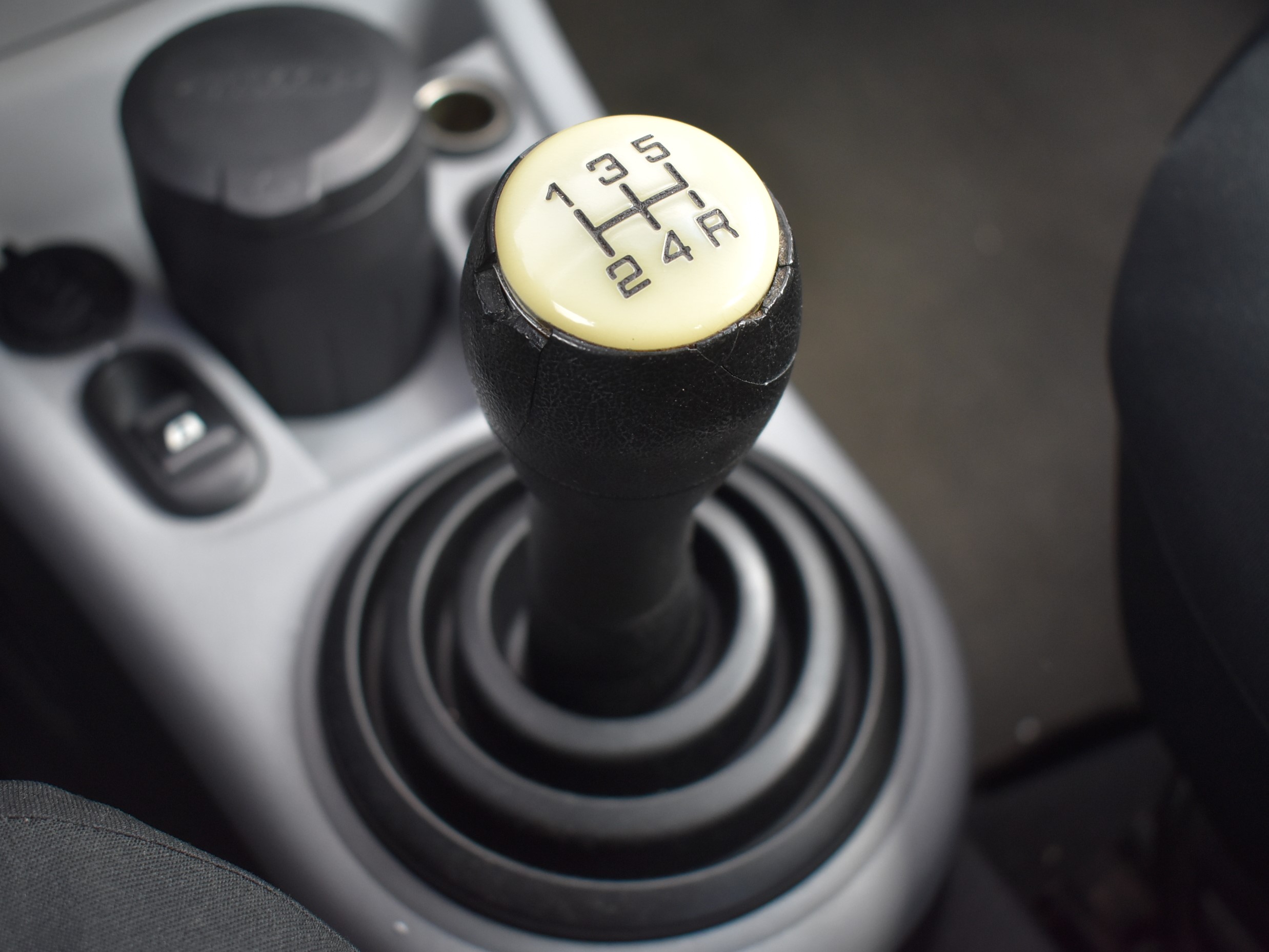  C3