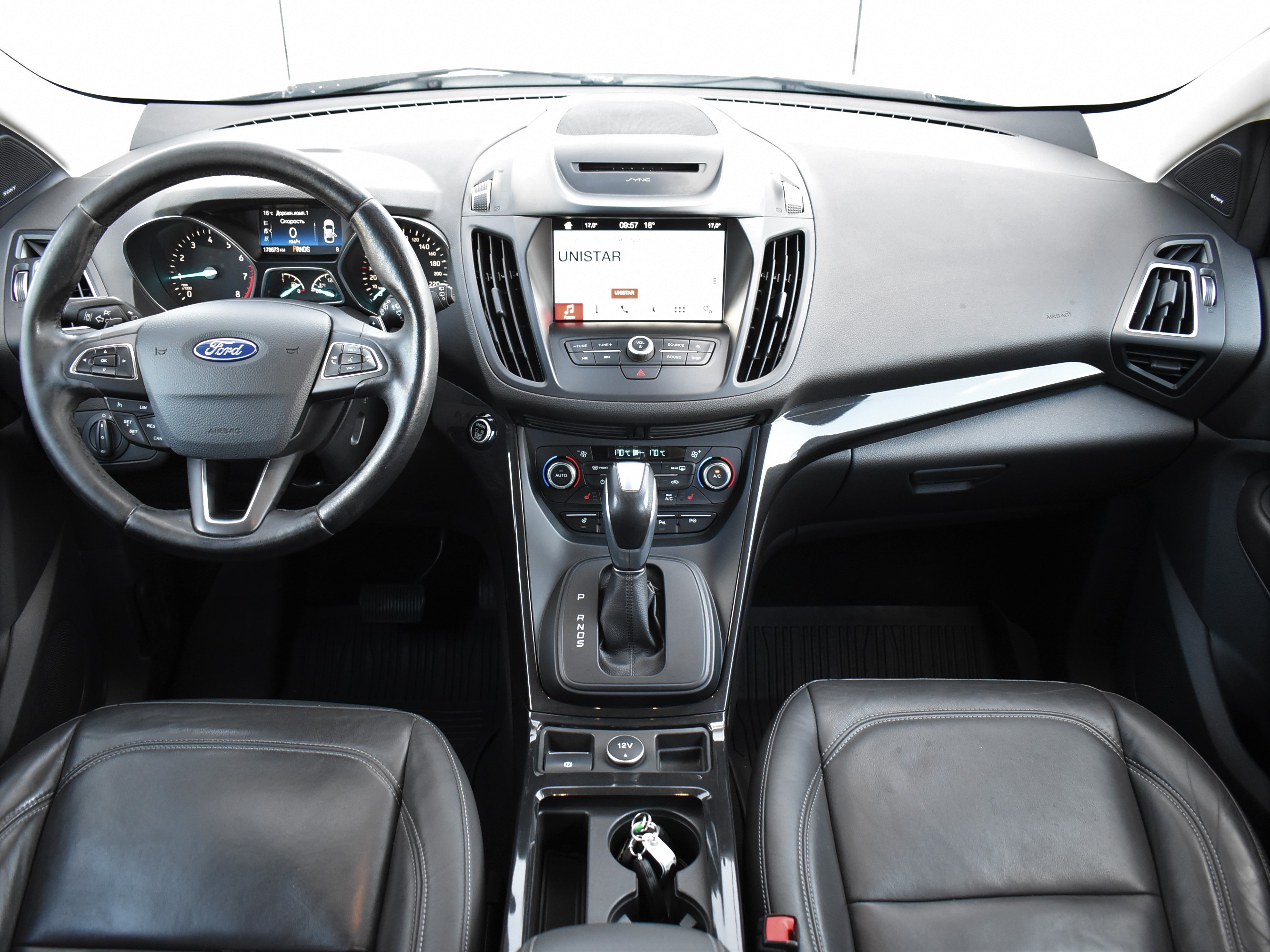  Kuga