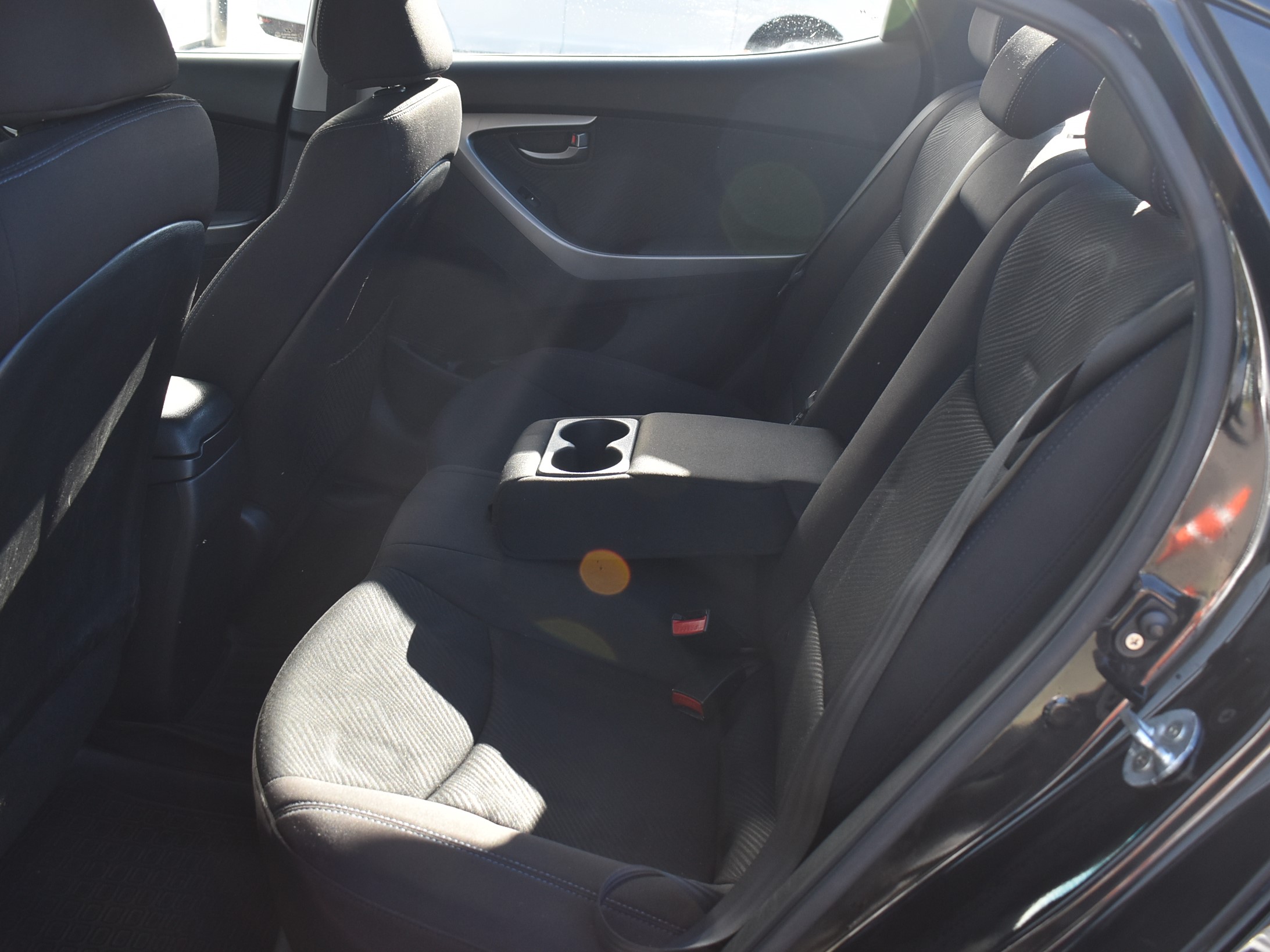  ELANTRA