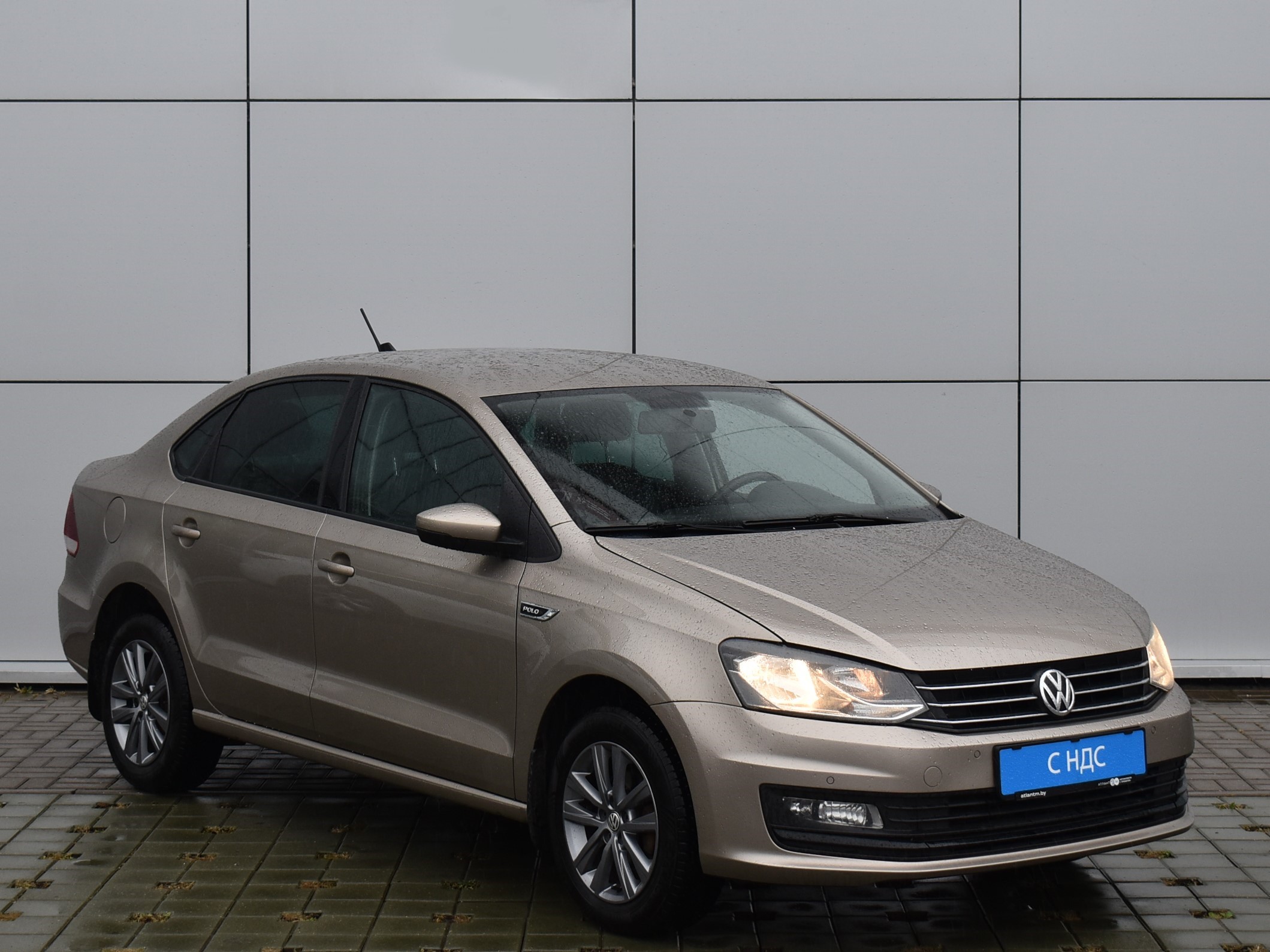  Polo Sedan