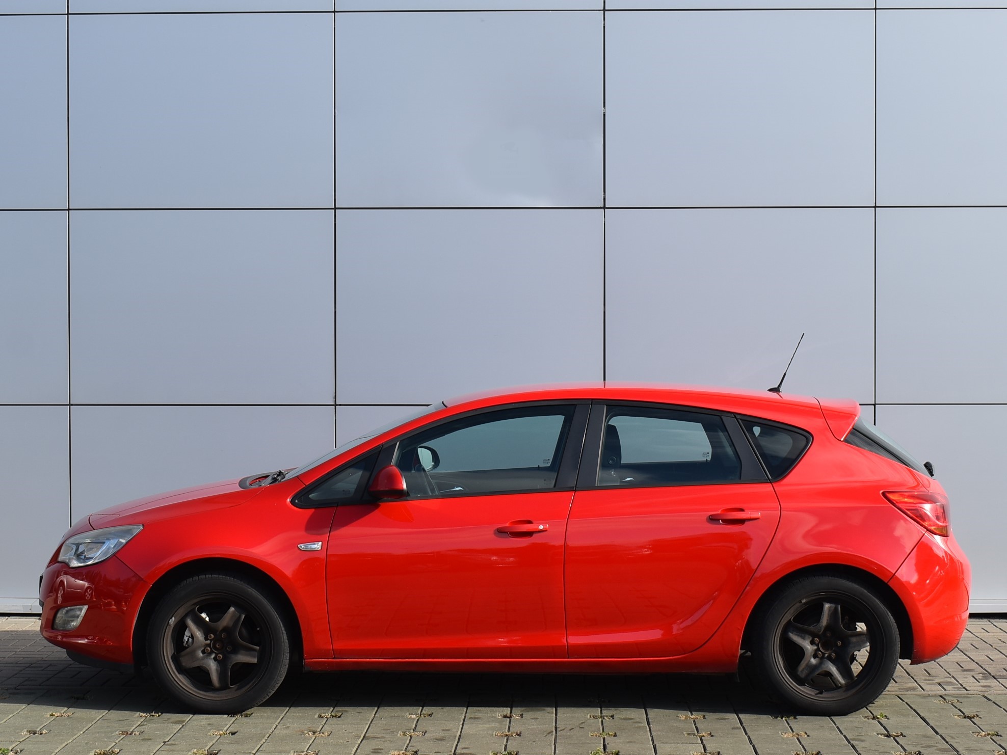  ASTRA