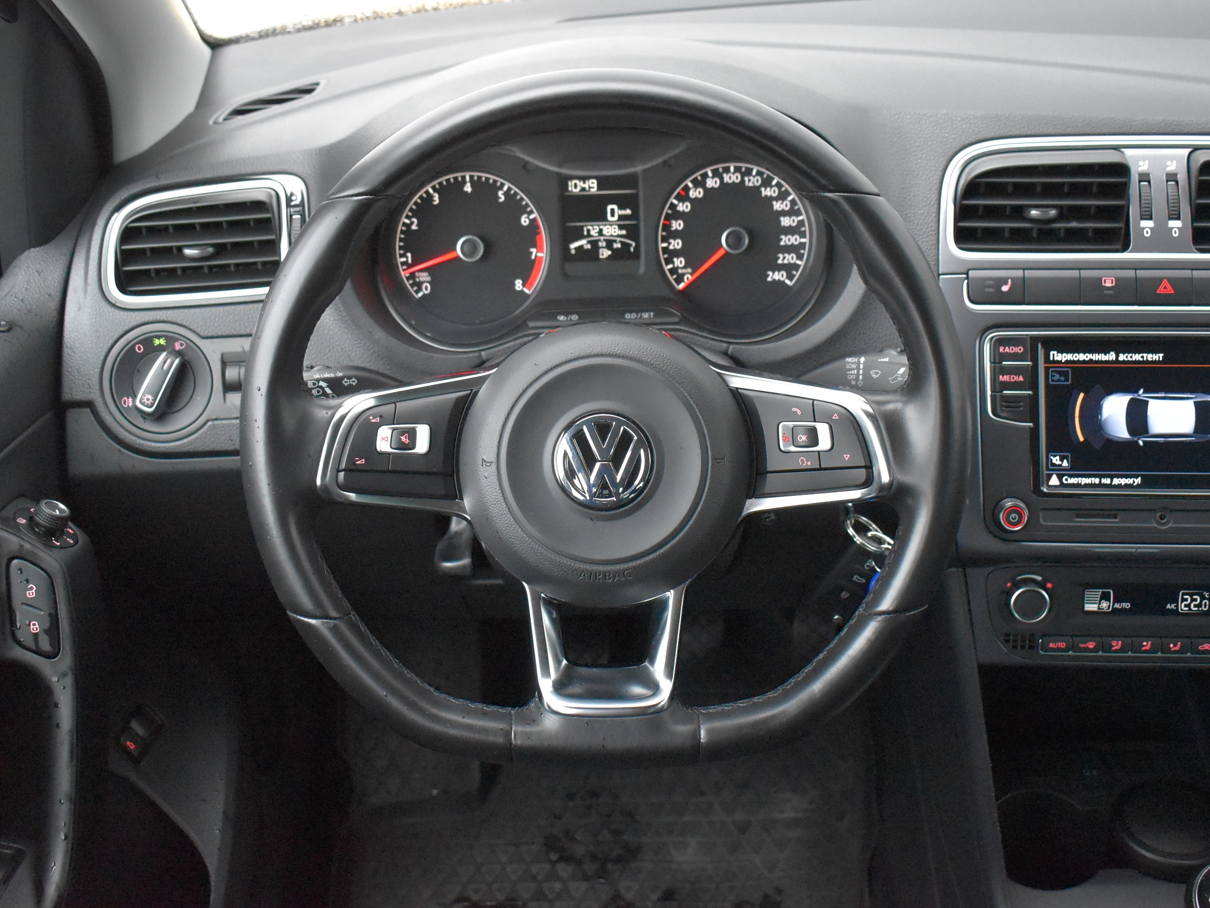  Polo Sedan