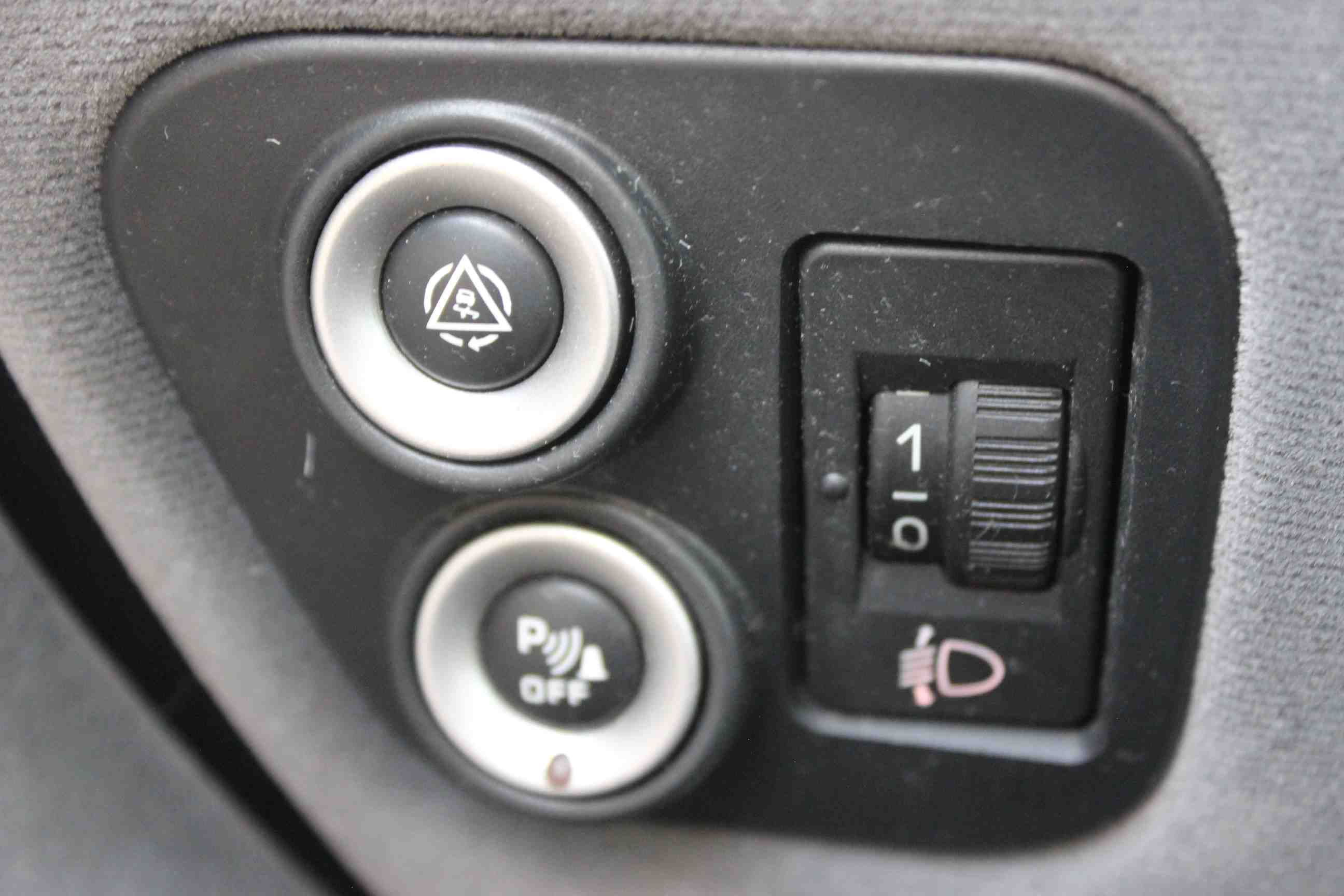  C8