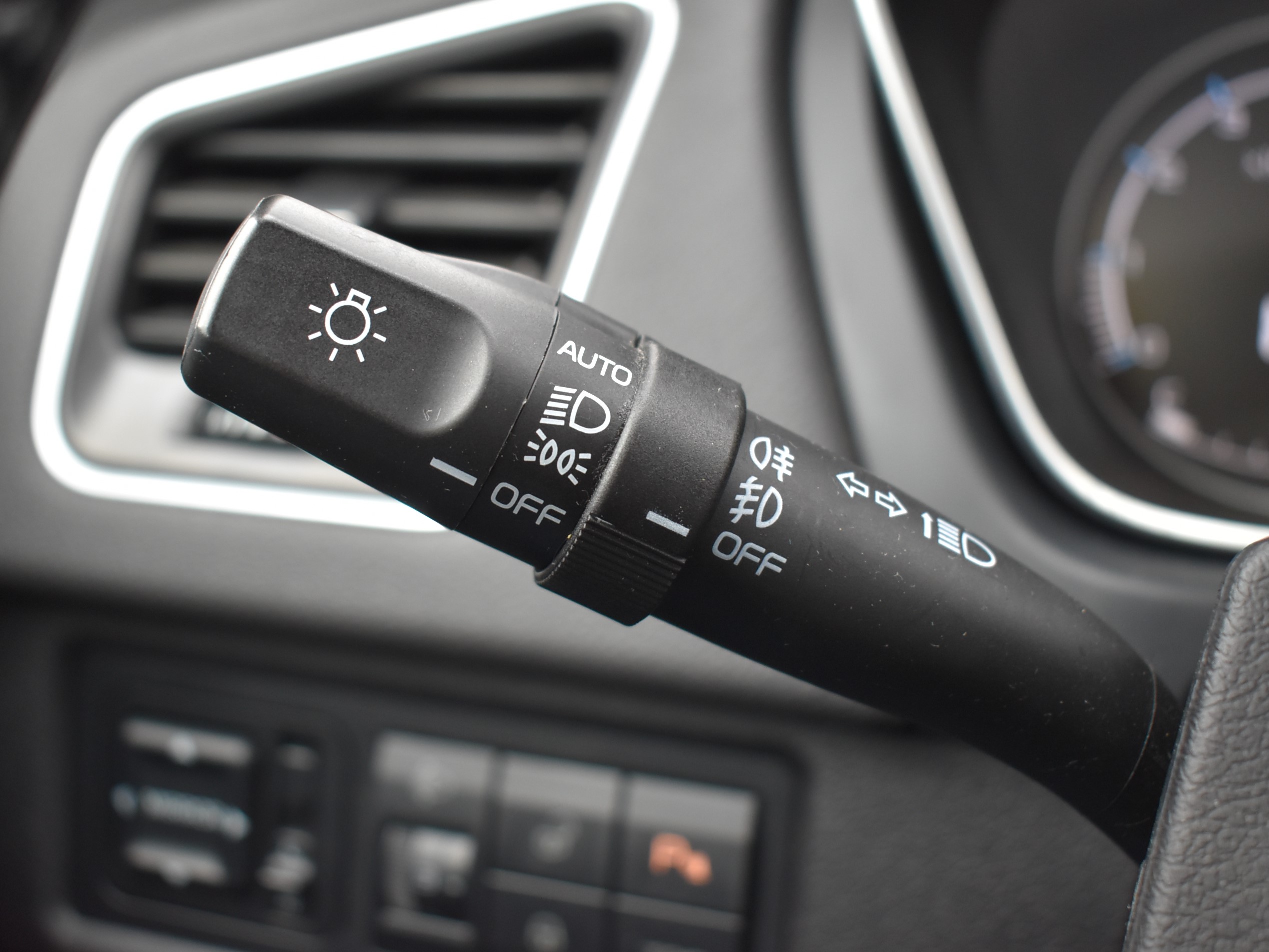  EMGRAND X7