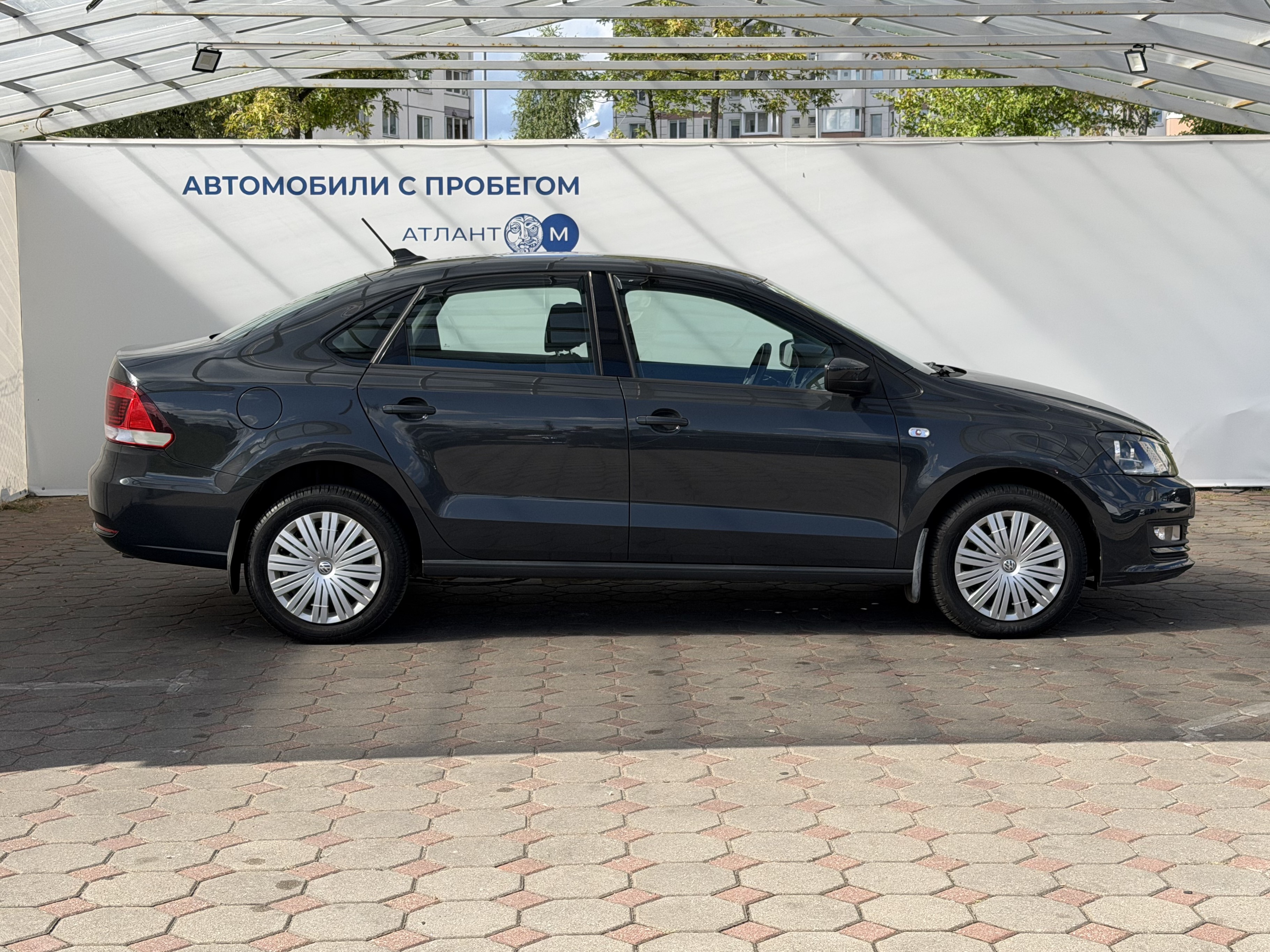  Polo Sedan