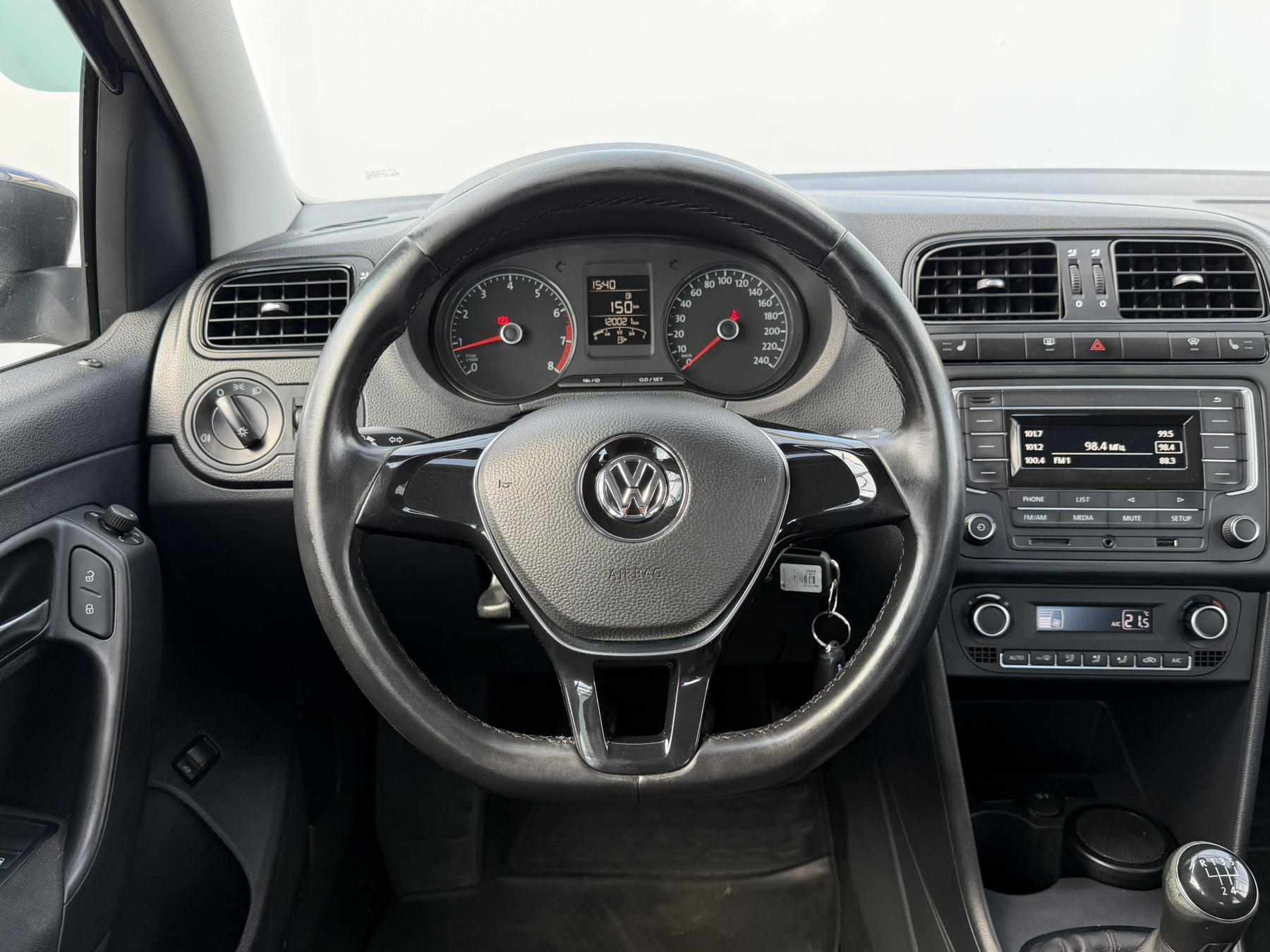  Polo Sedan