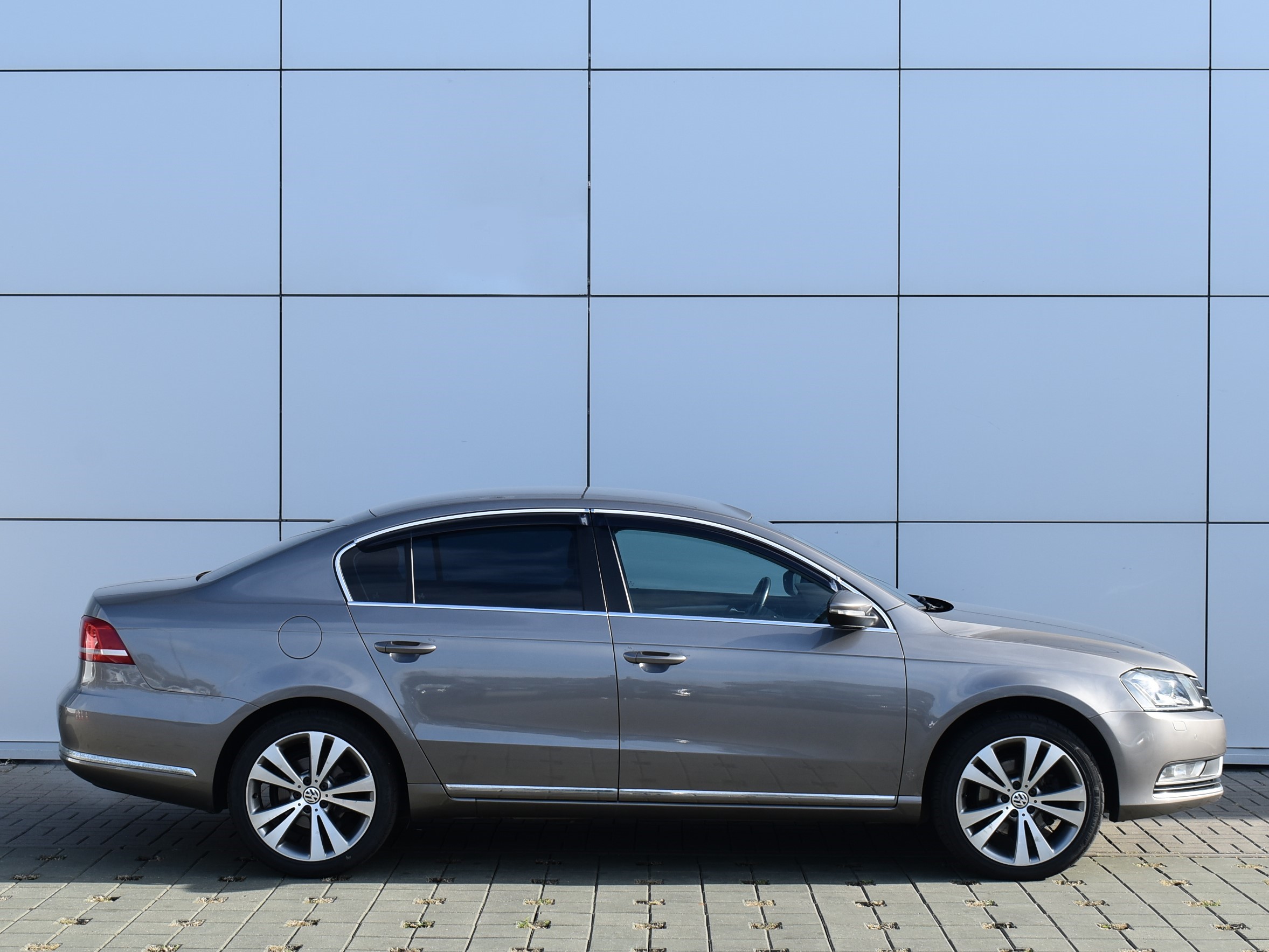  PASSAT