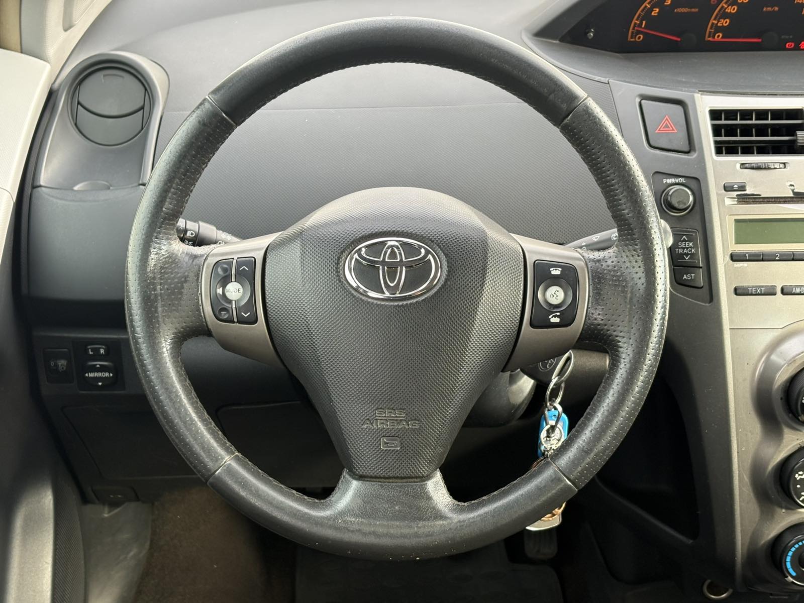  YARIS