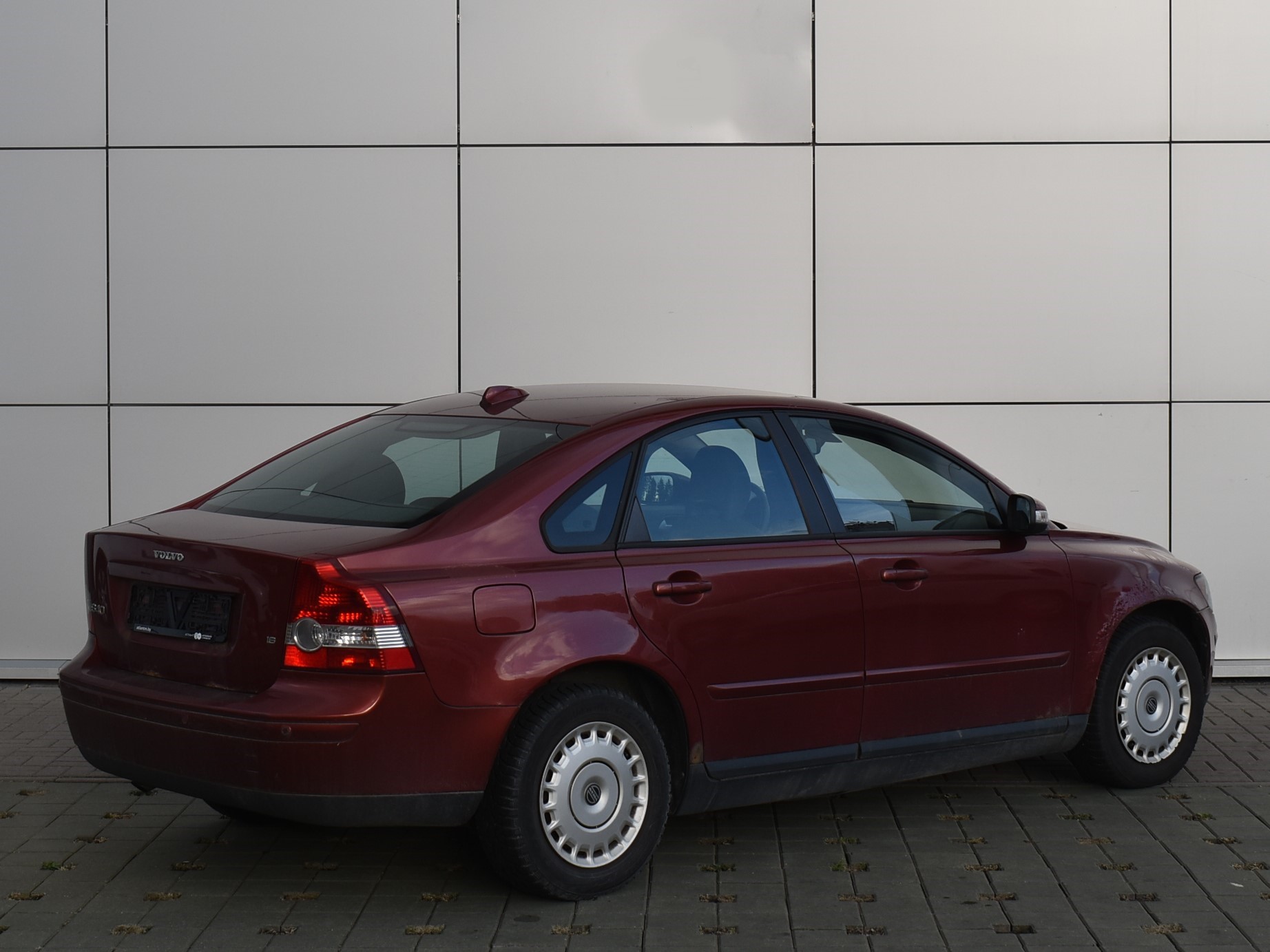  S40
