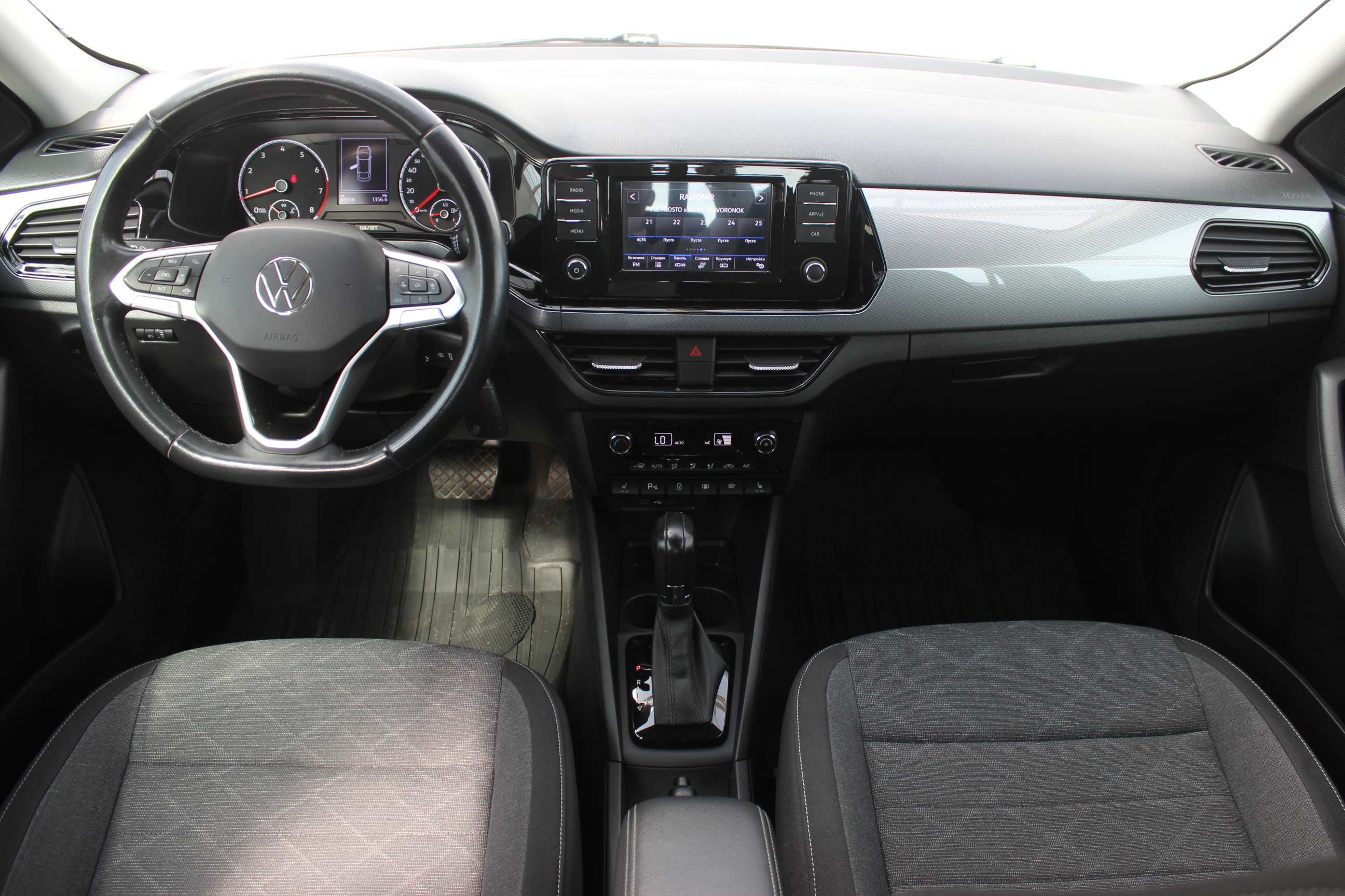  Polo Sedan