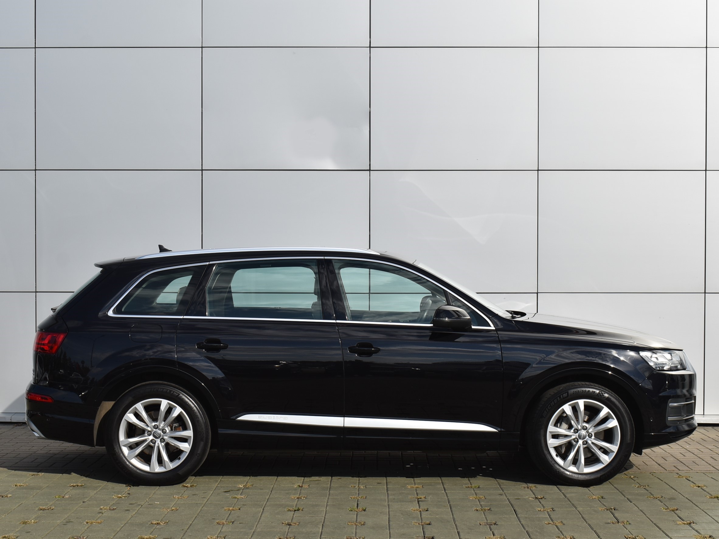  Q7
