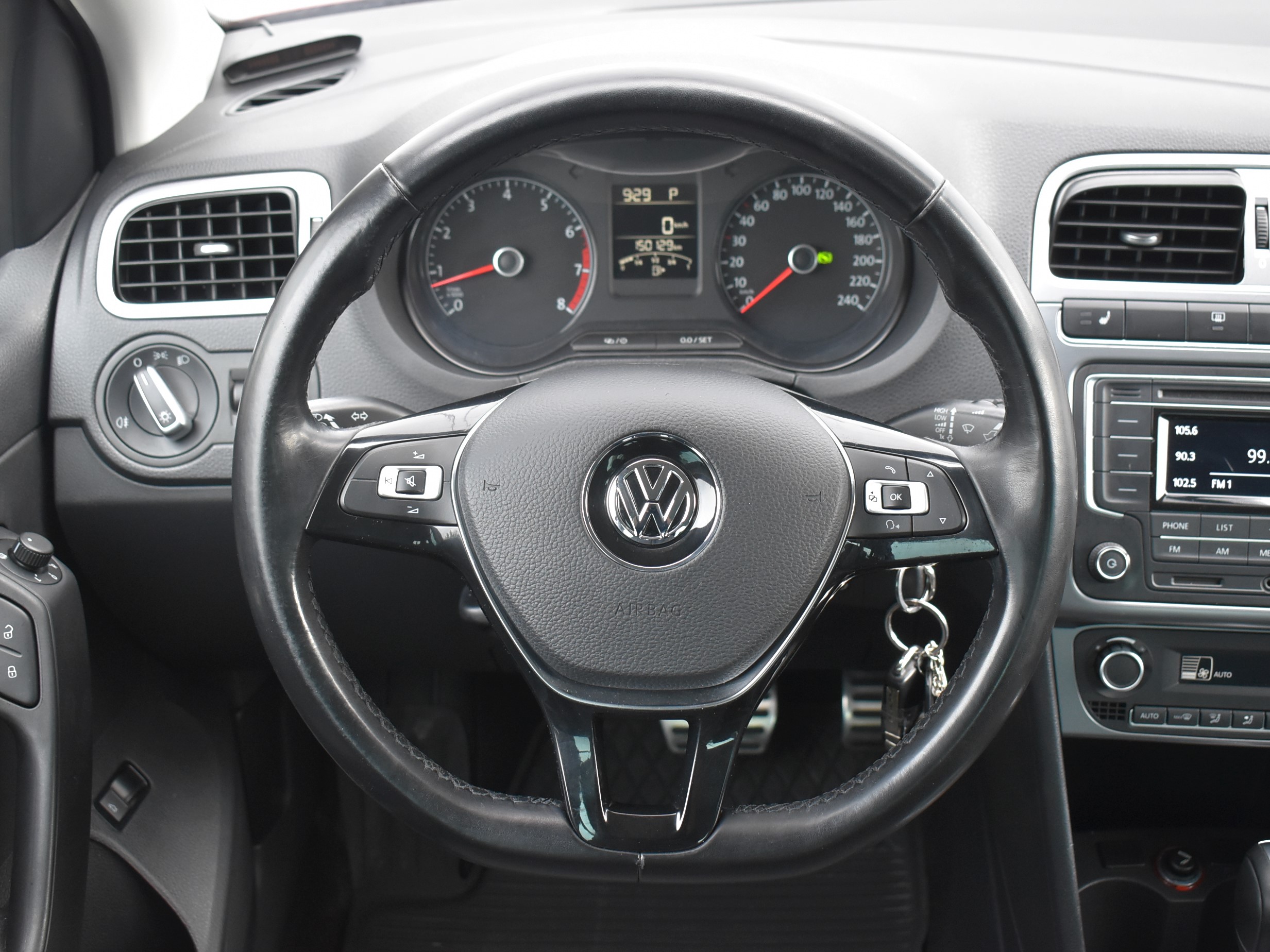  Polo Sedan