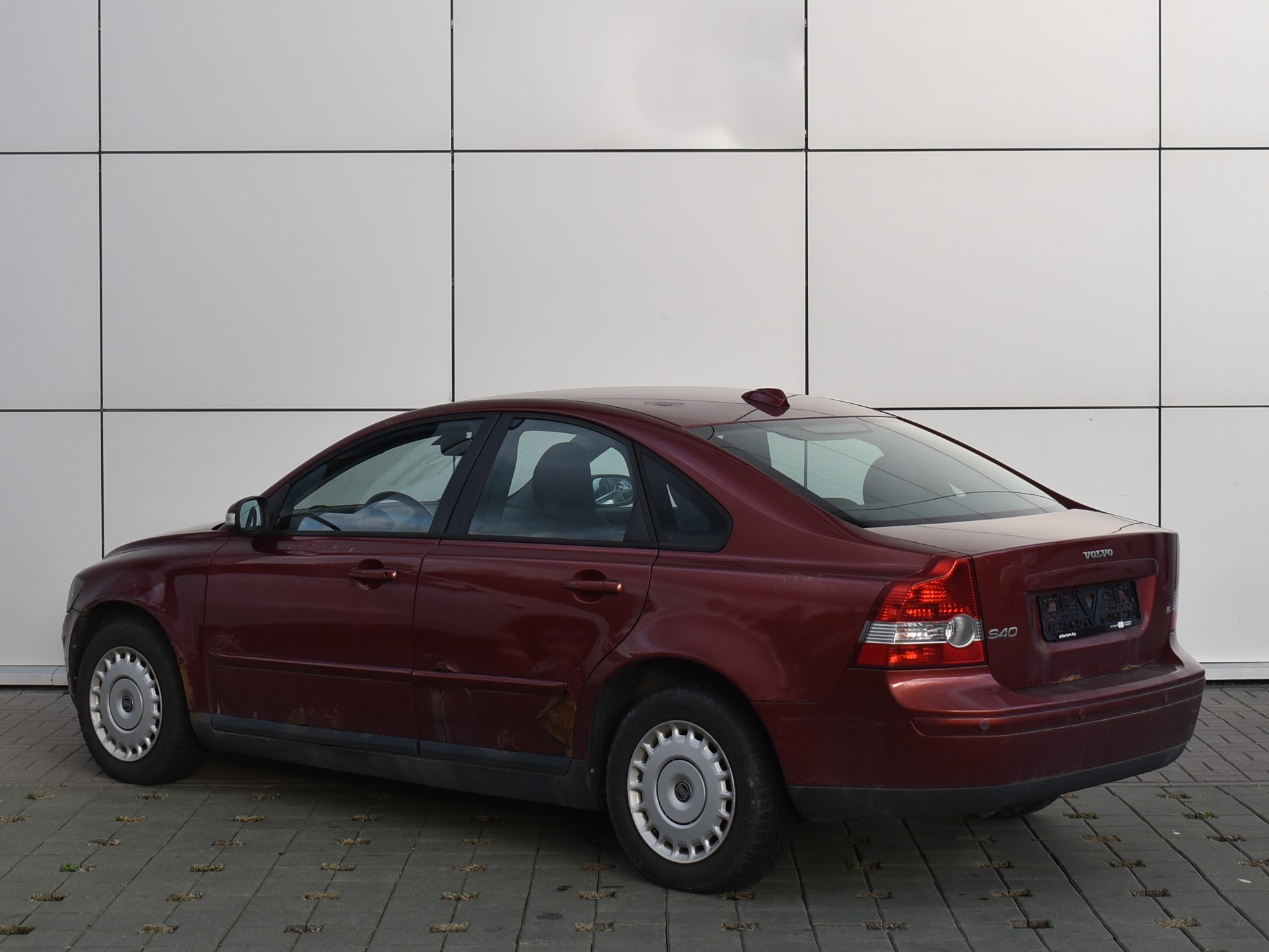  S40