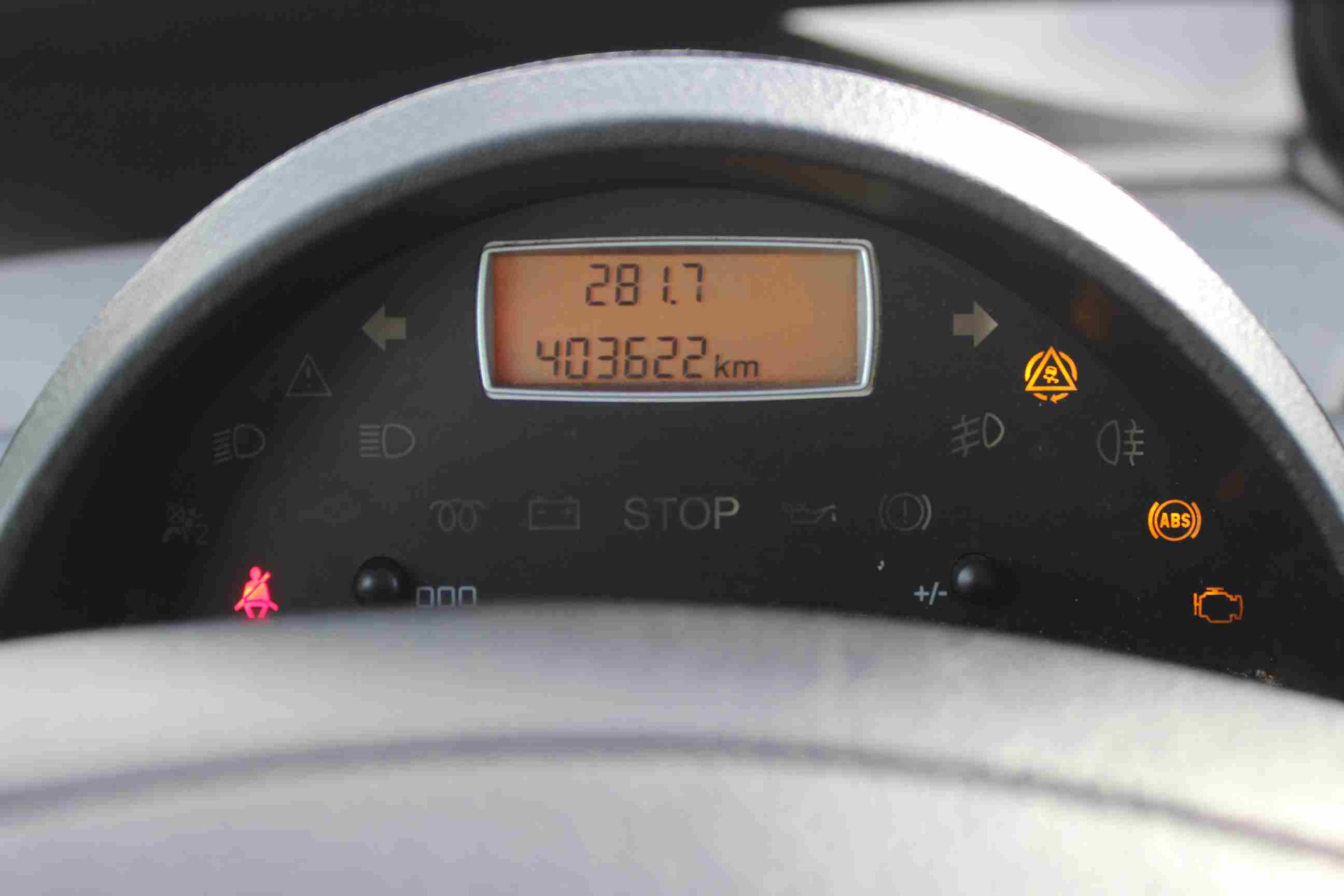  C8