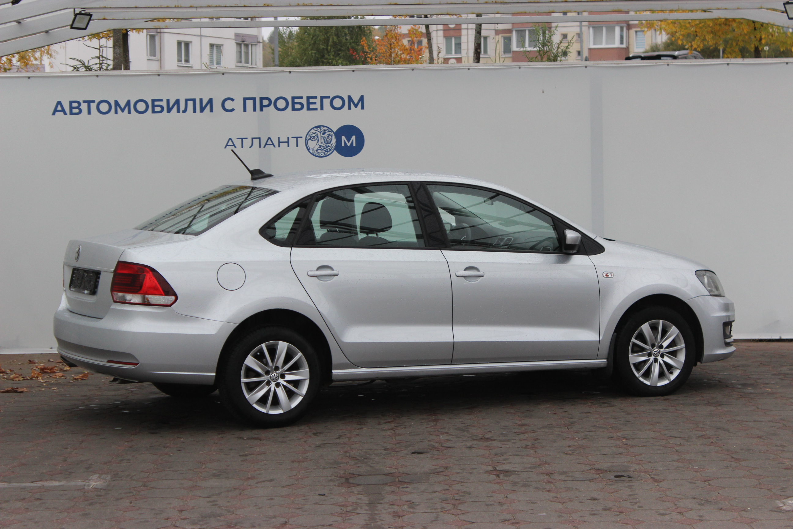  Polo Sedan