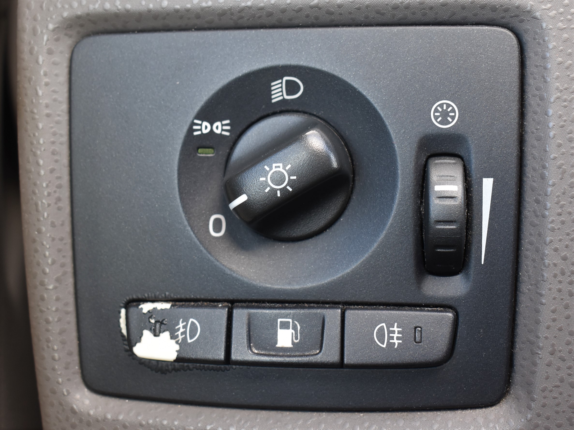  S40