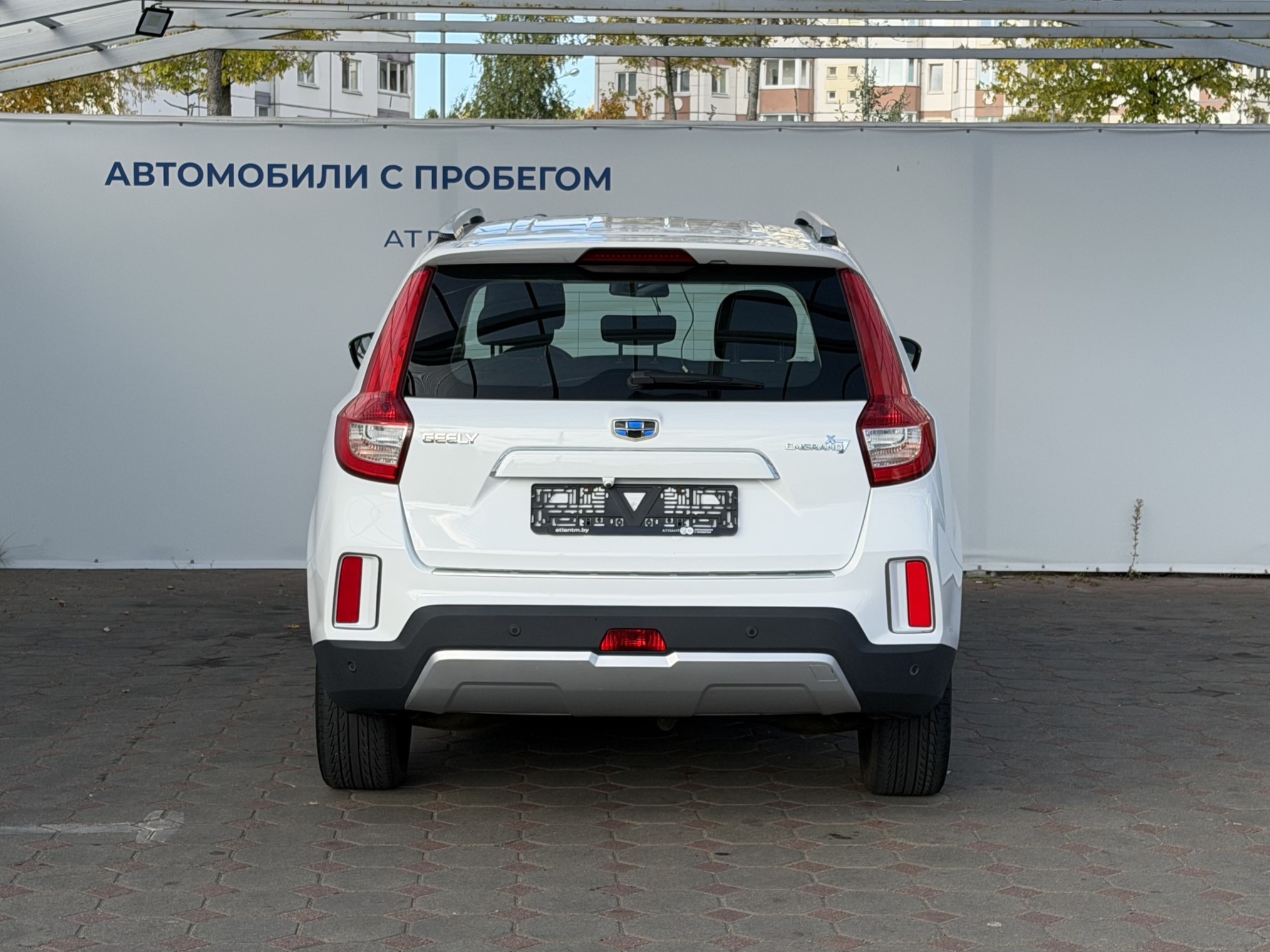 EMGRAND X7