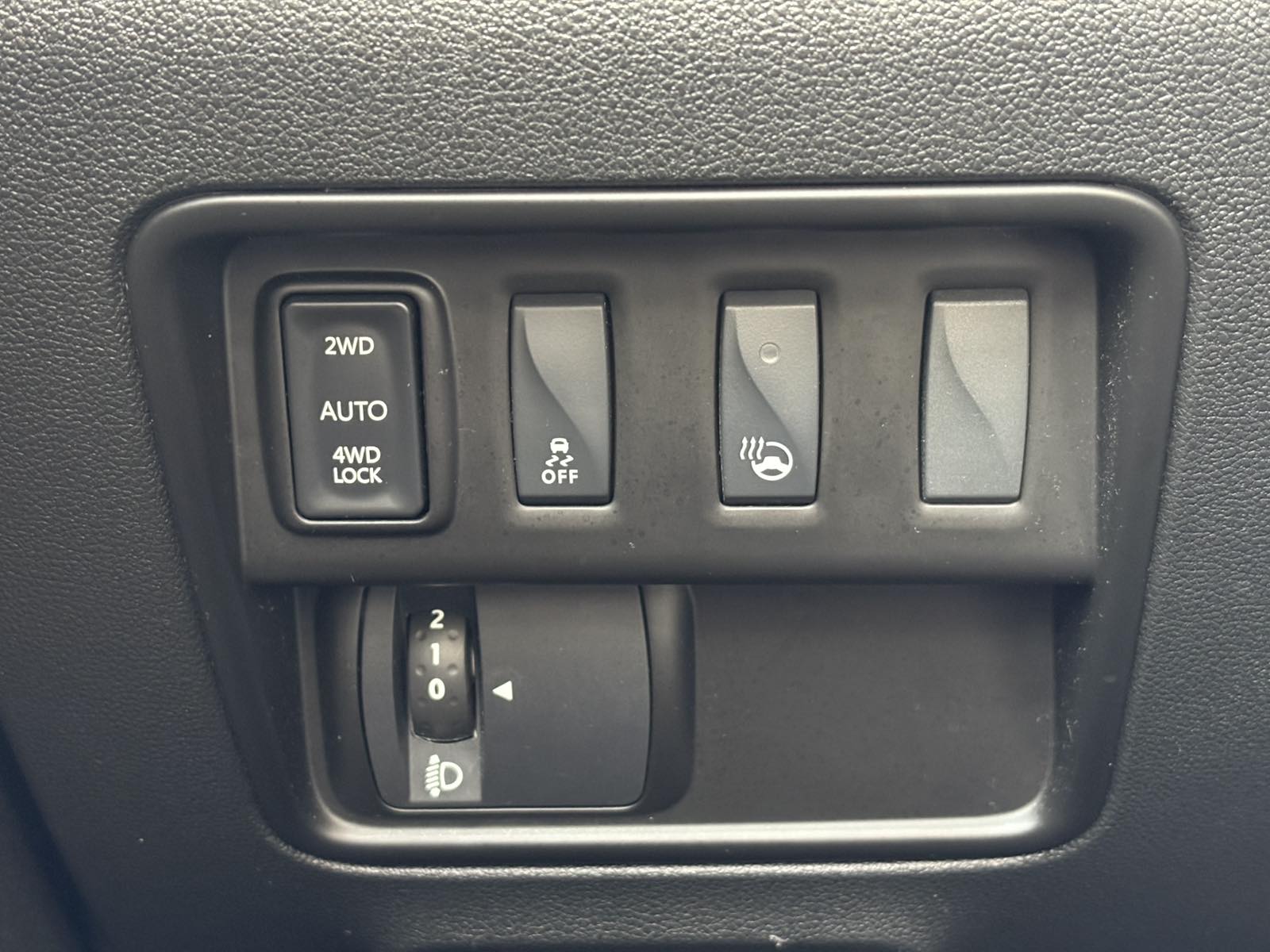  Koleos