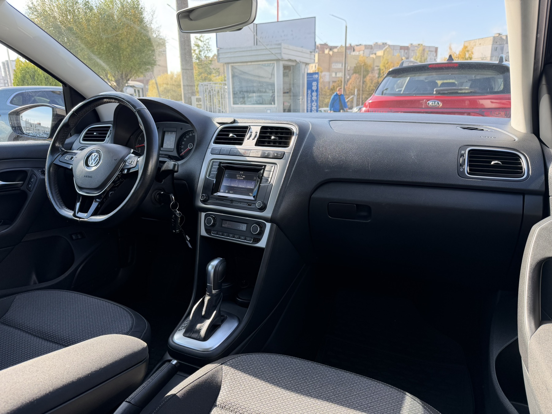  Polo Sedan