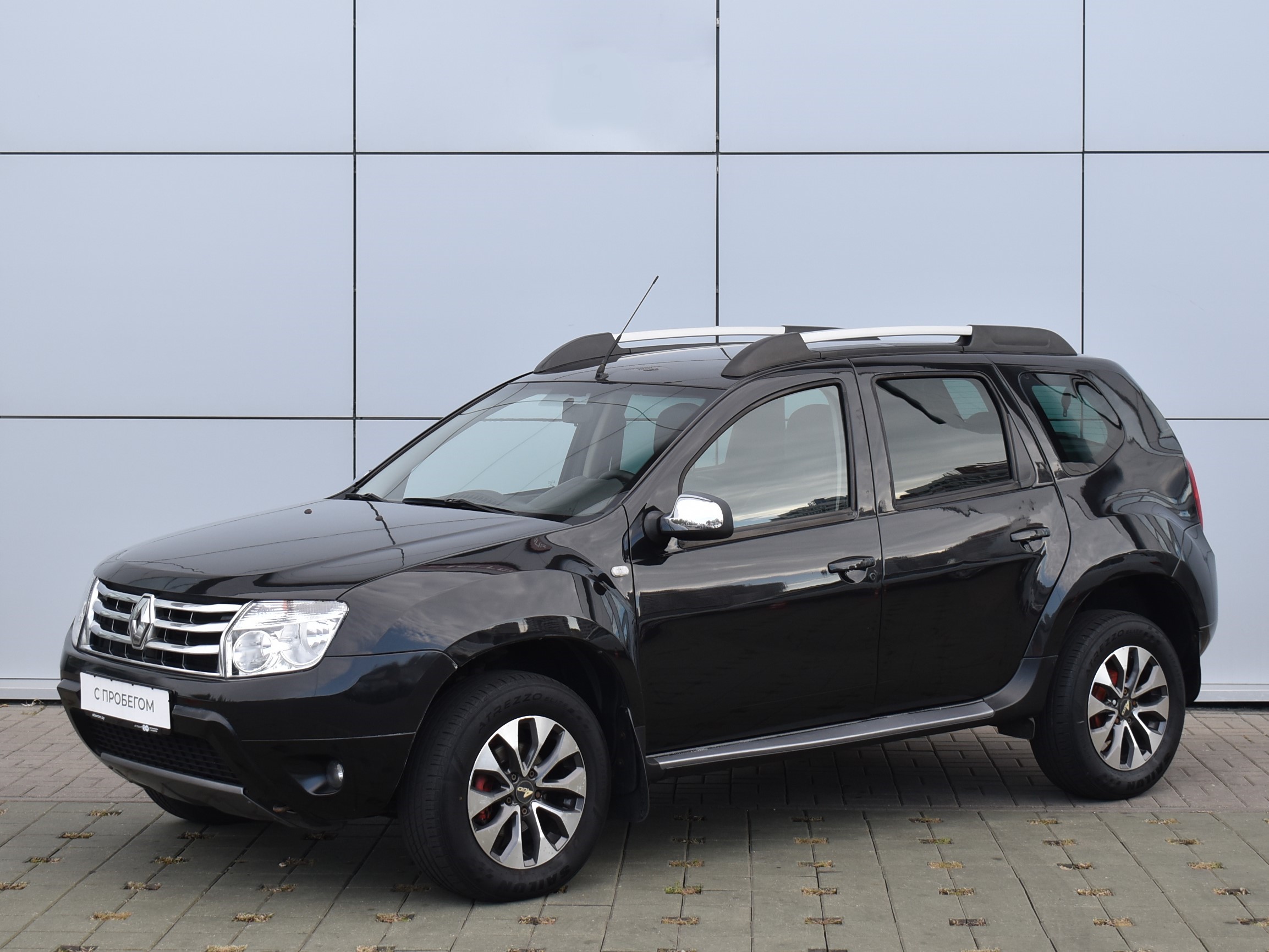 Внедорожник Renault DUSTER (2013)