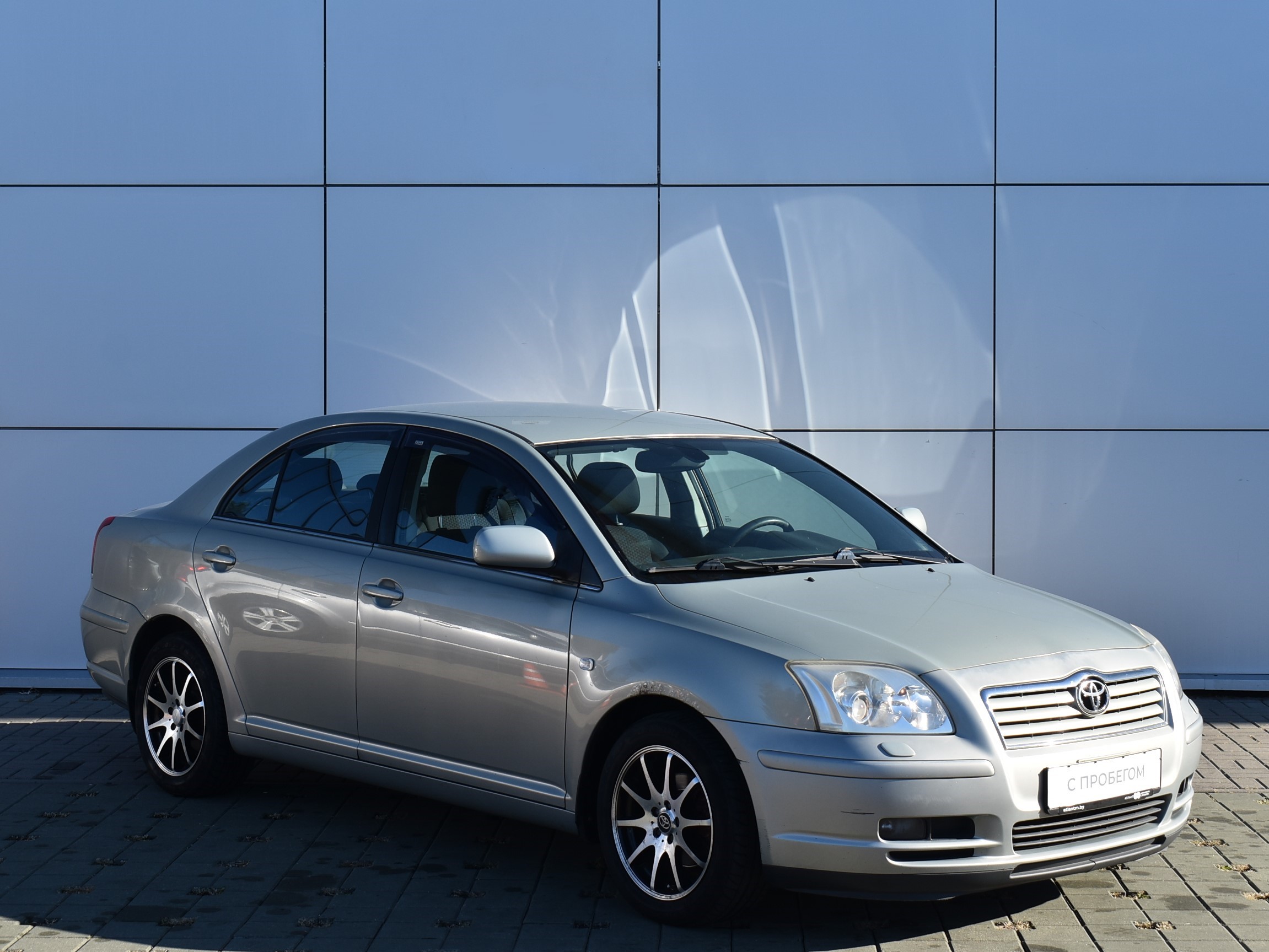 AVENSIS