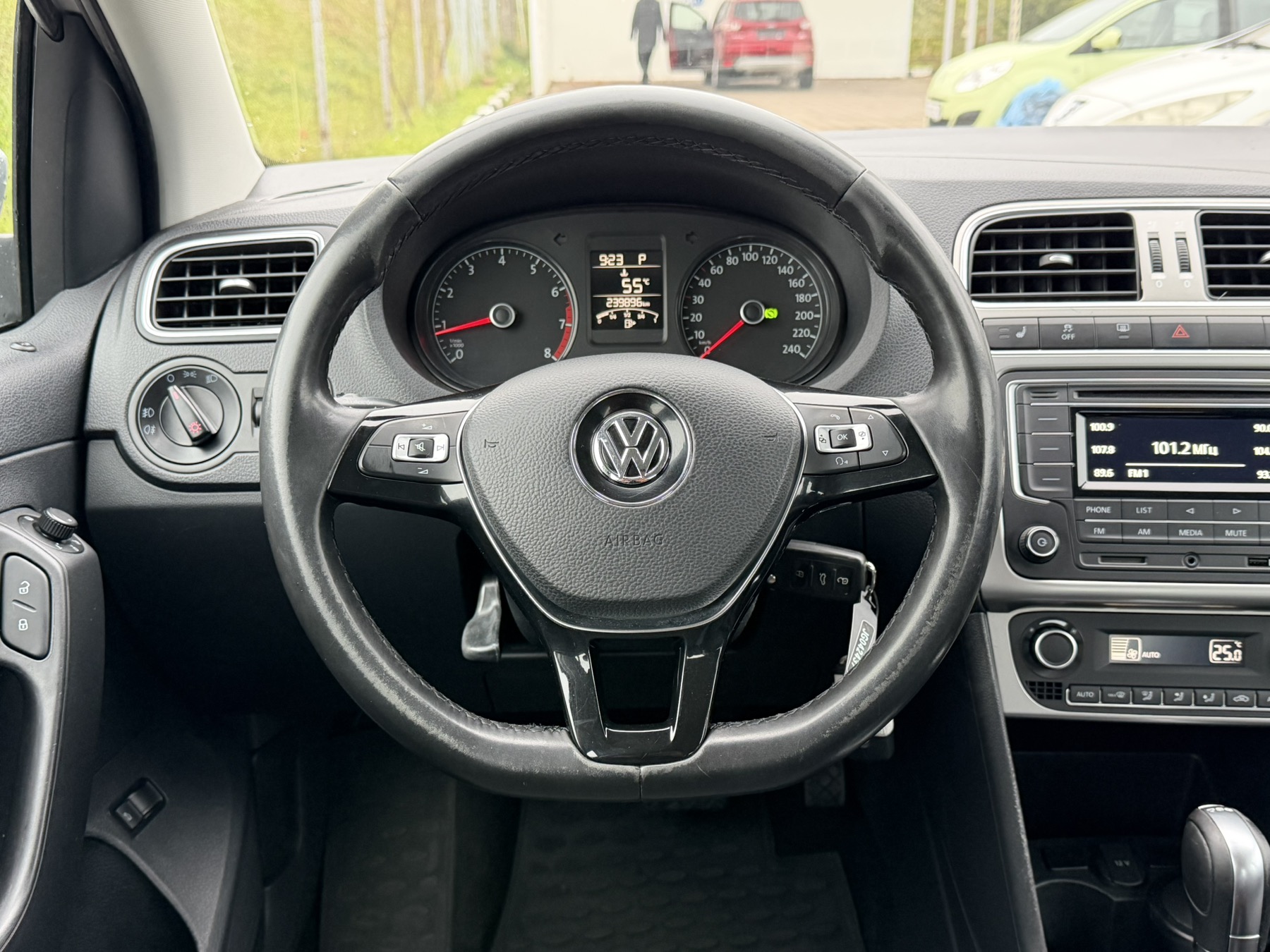  Polo Sedan
