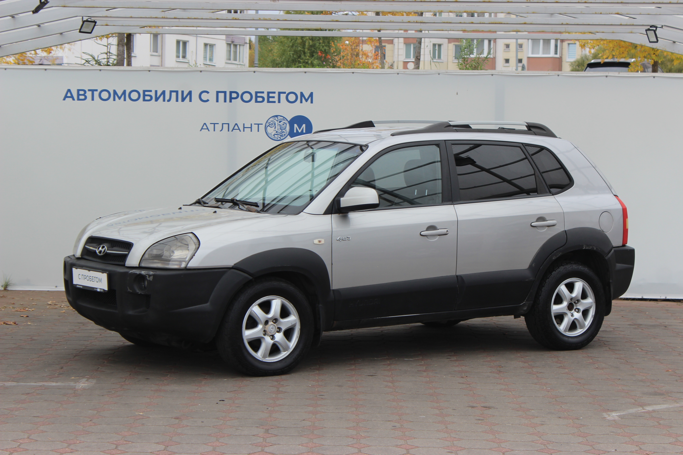 Внедорожник Hyundai TUCSON (2005)