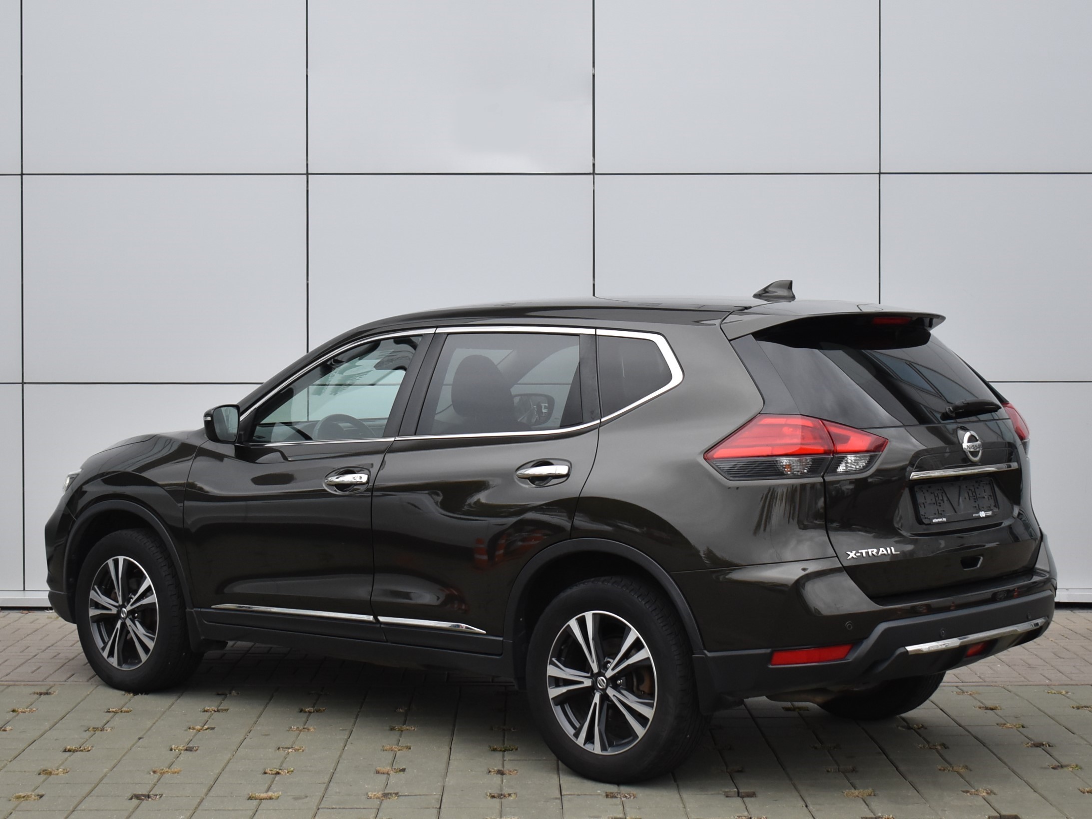  X-TRAIL