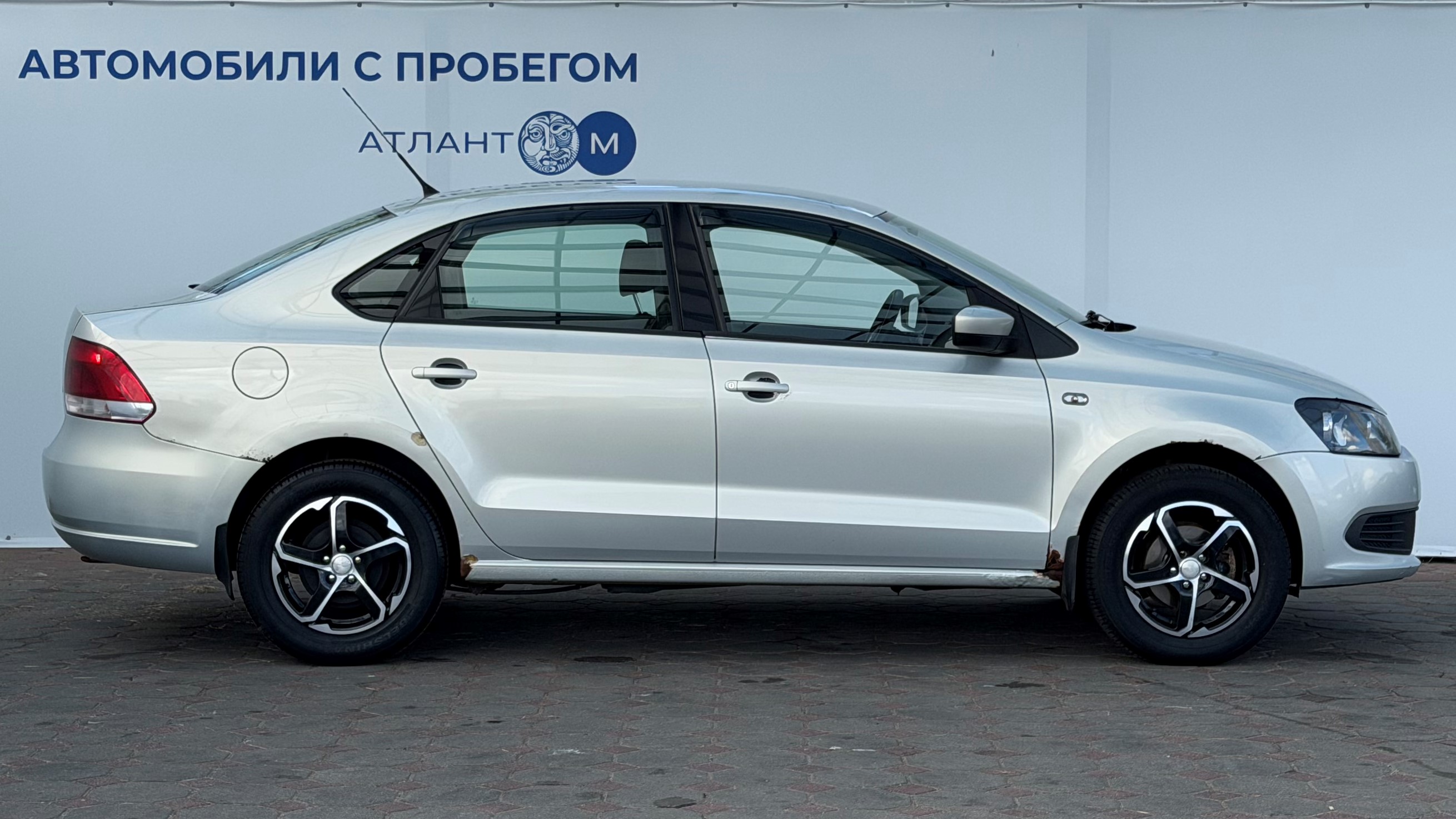  Polo Sedan