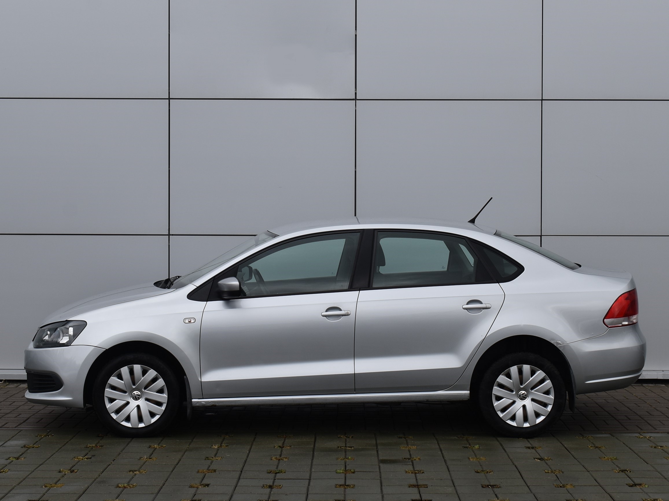  Polo Sedan