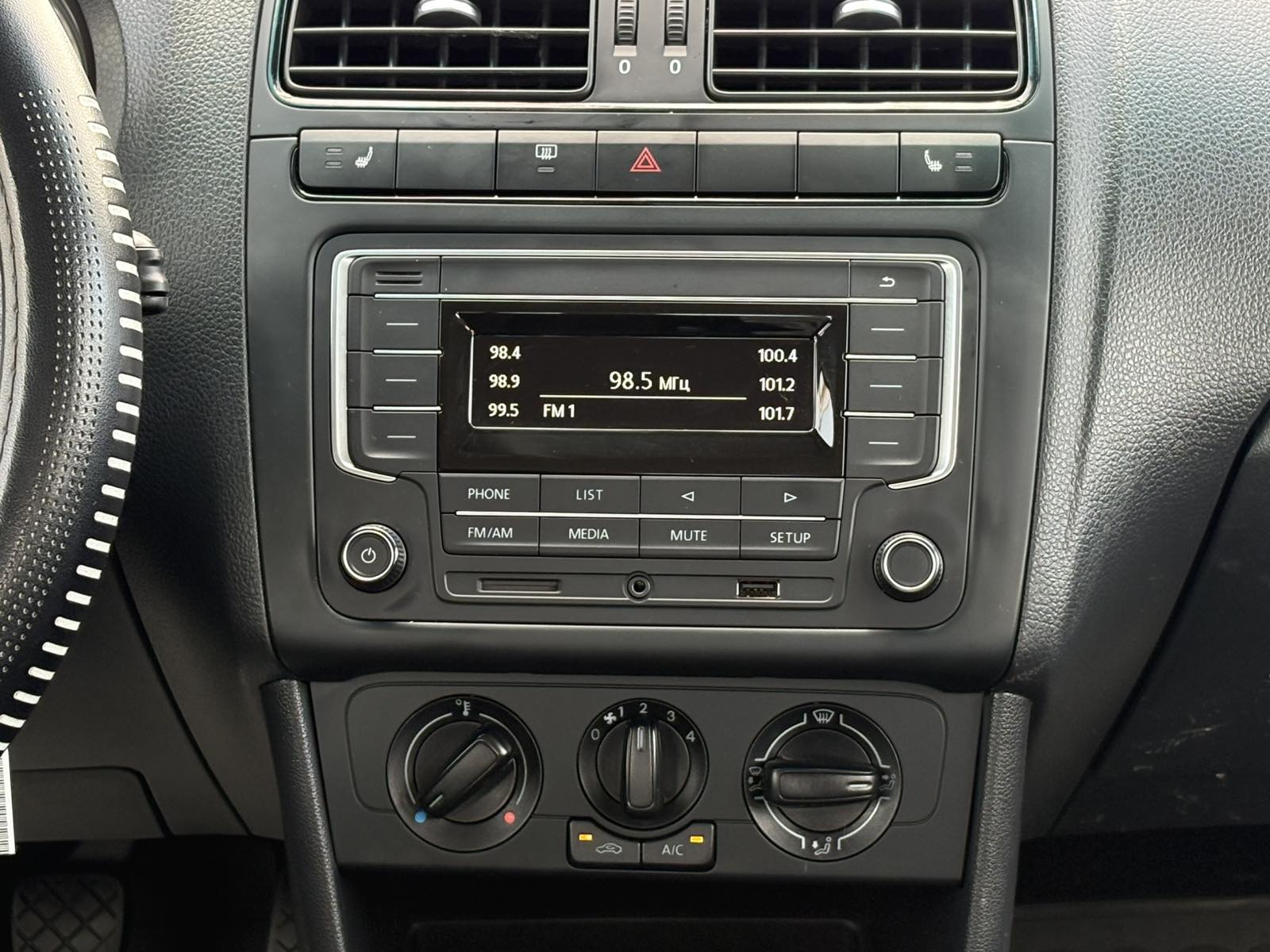  Polo Sedan