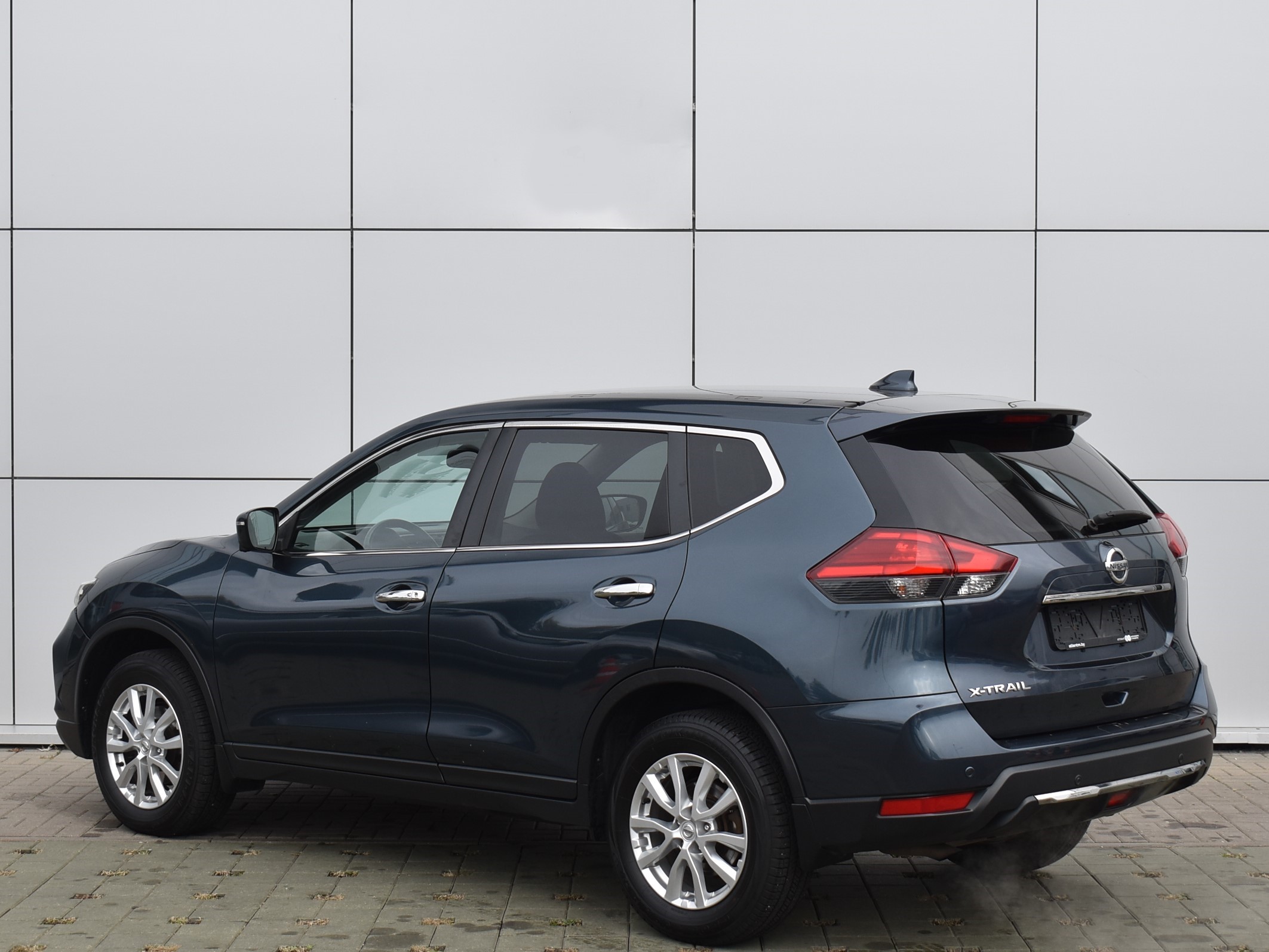  X-TRAIL