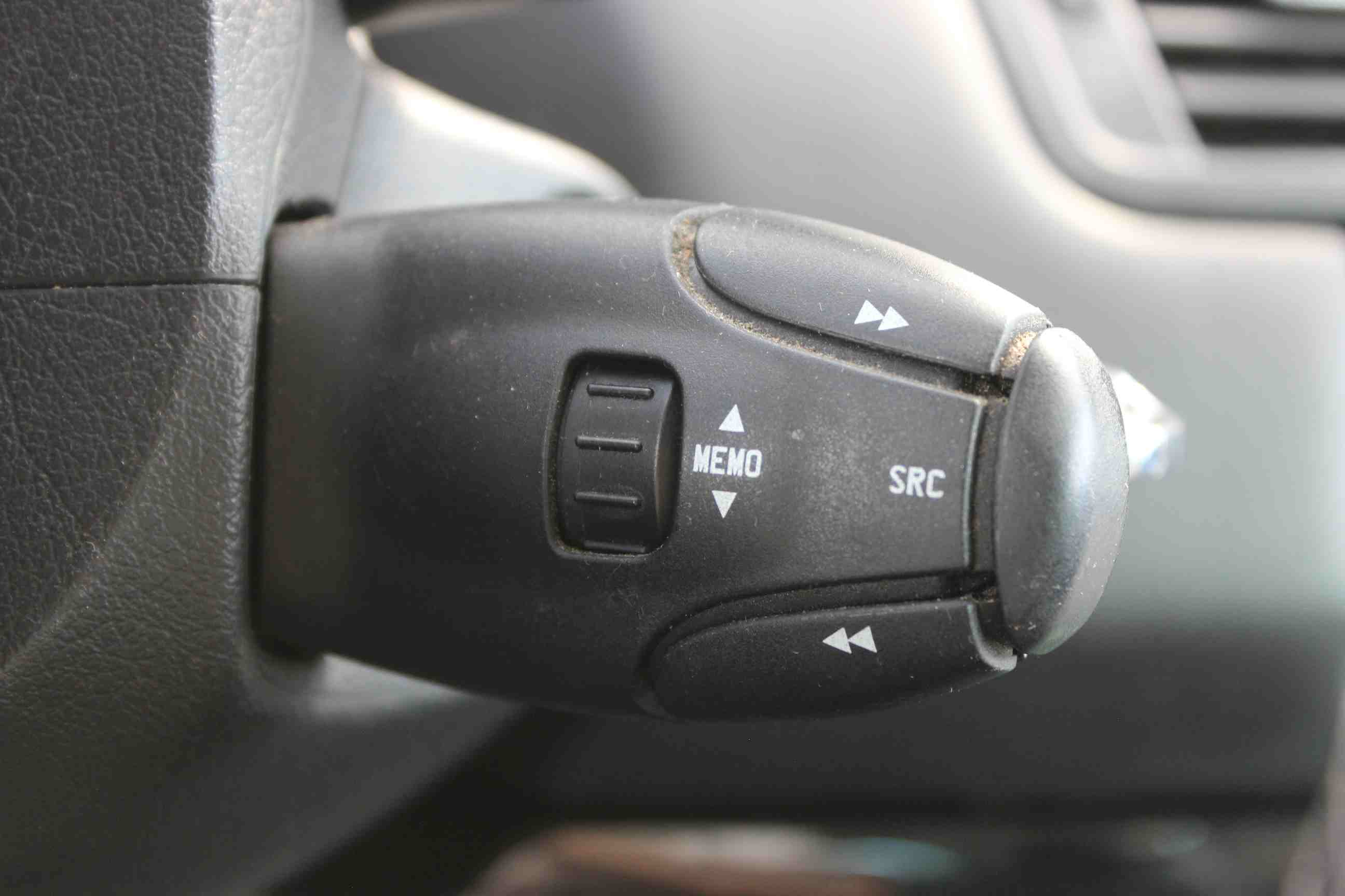  C8