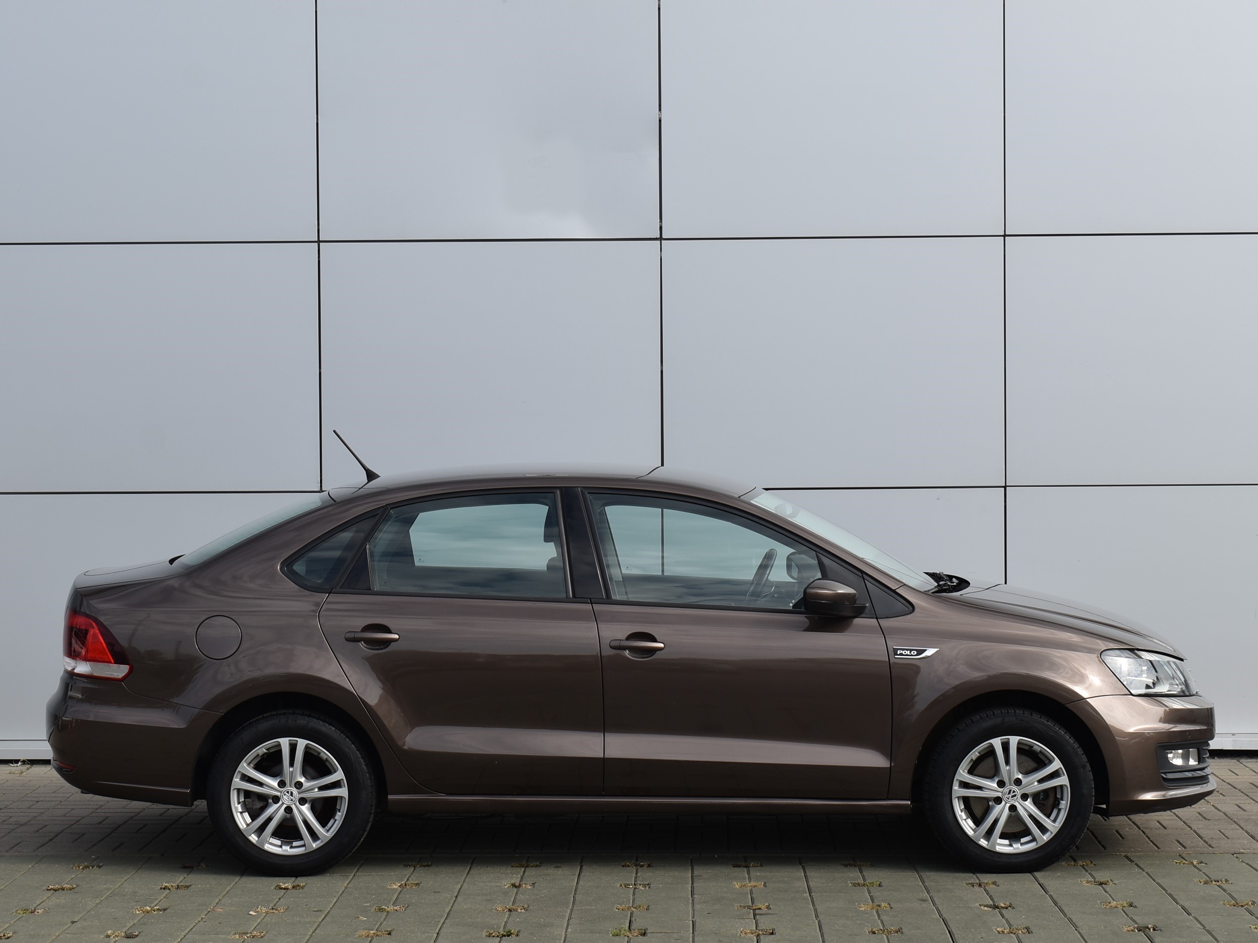  Polo Sedan