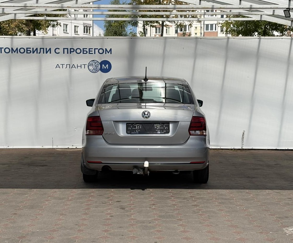  Polo Sedan