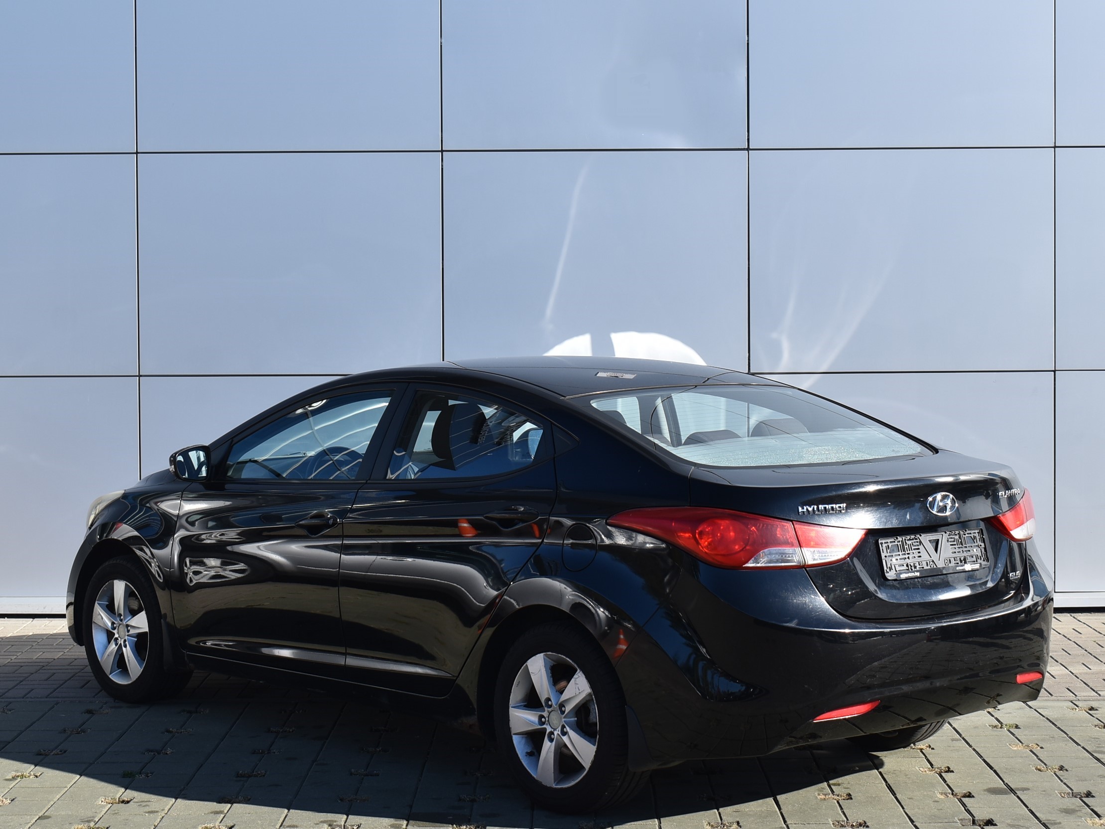  ELANTRA