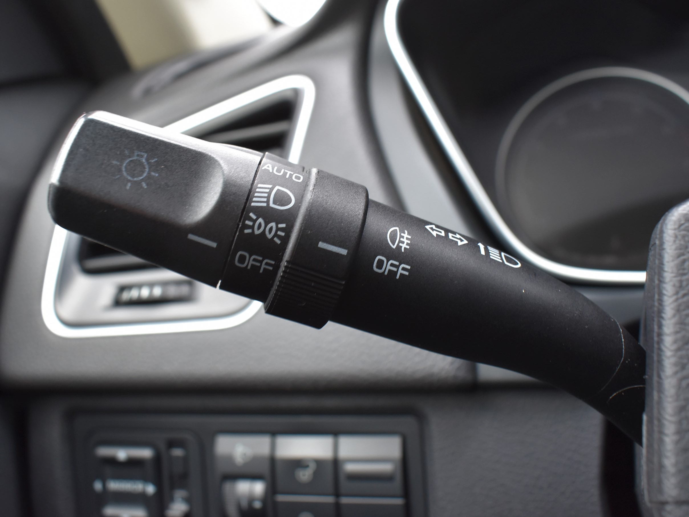  EMGRAND X7