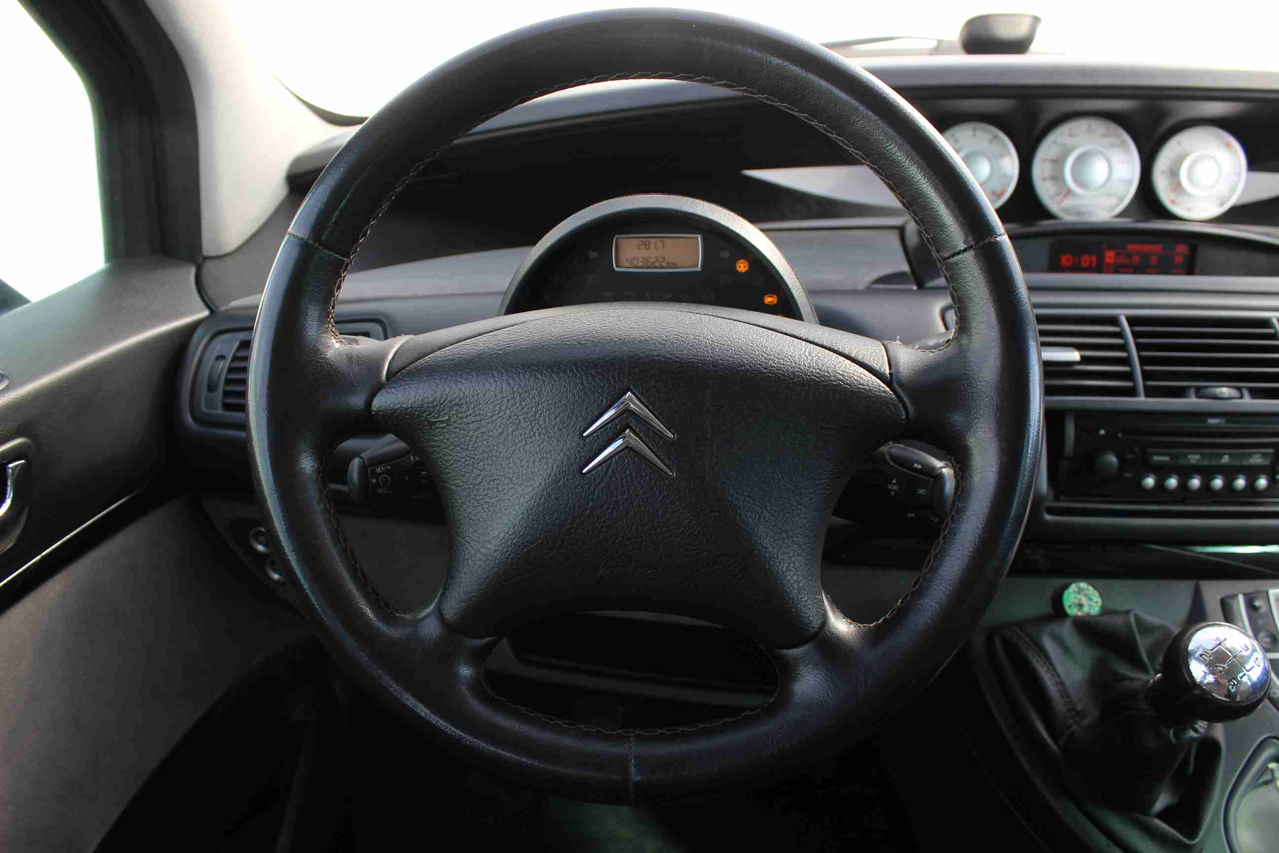  C8